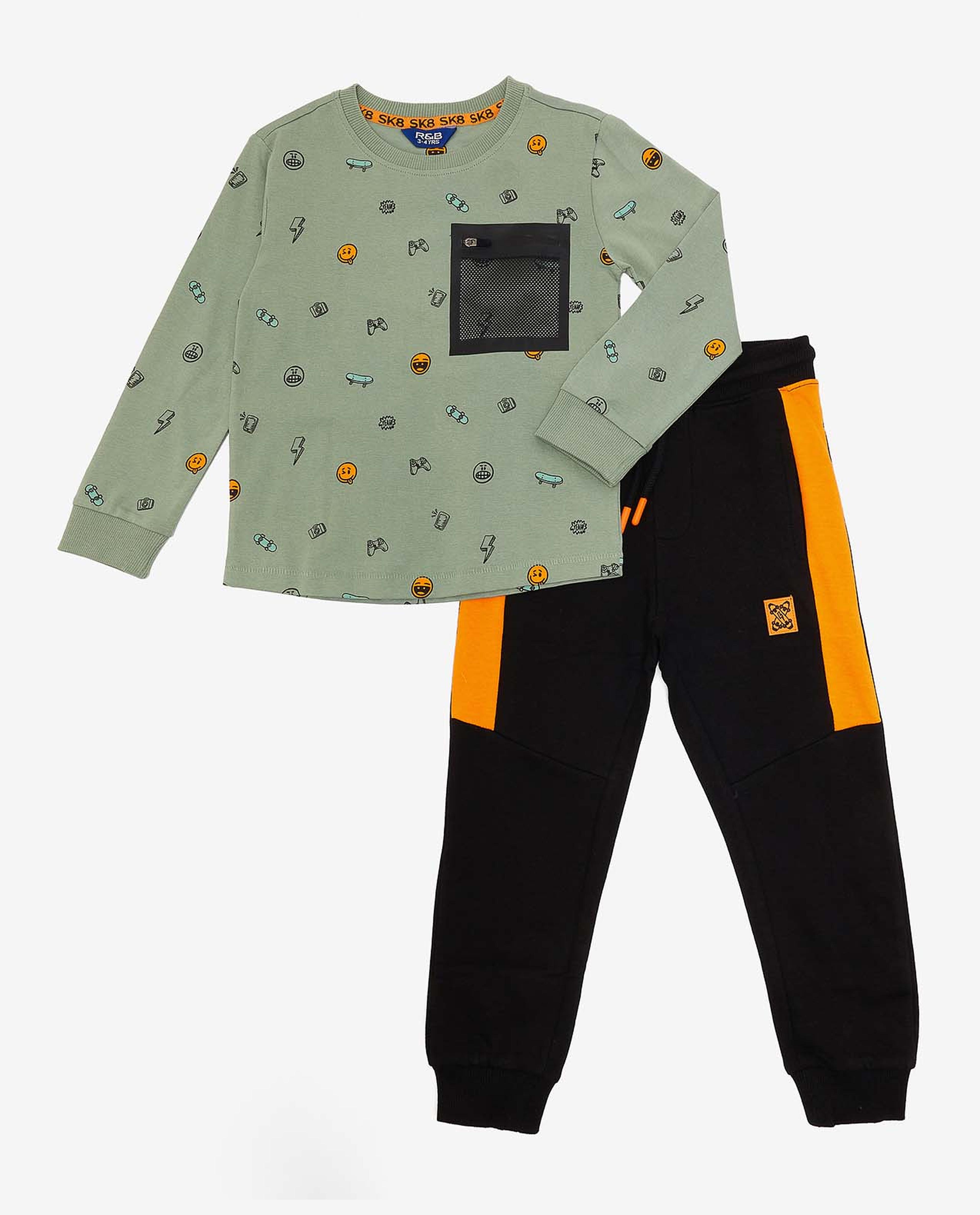 طقم ملابس بطبعة