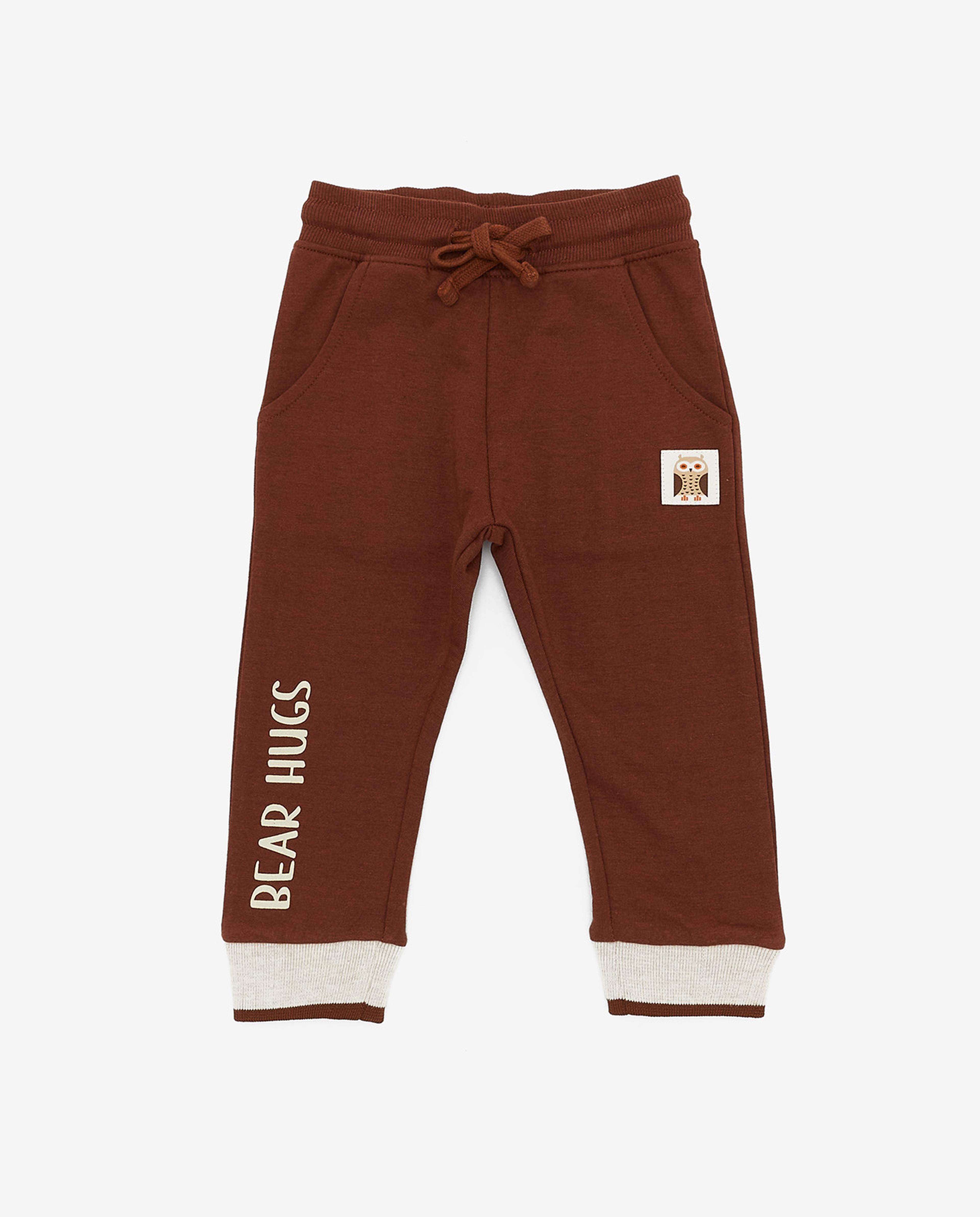 طقم ملابس بطبعة