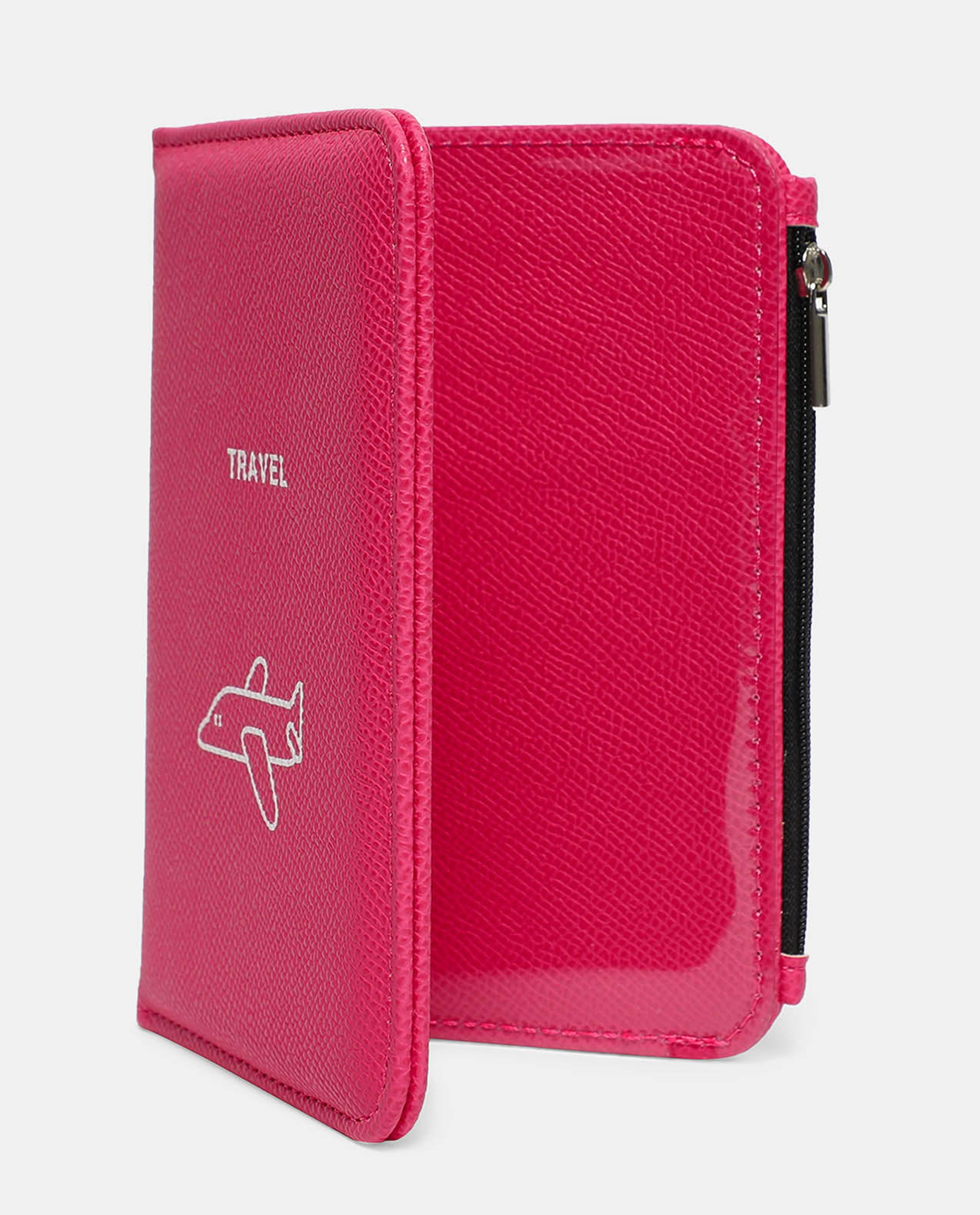 غلاف جواز السفر بطبعة