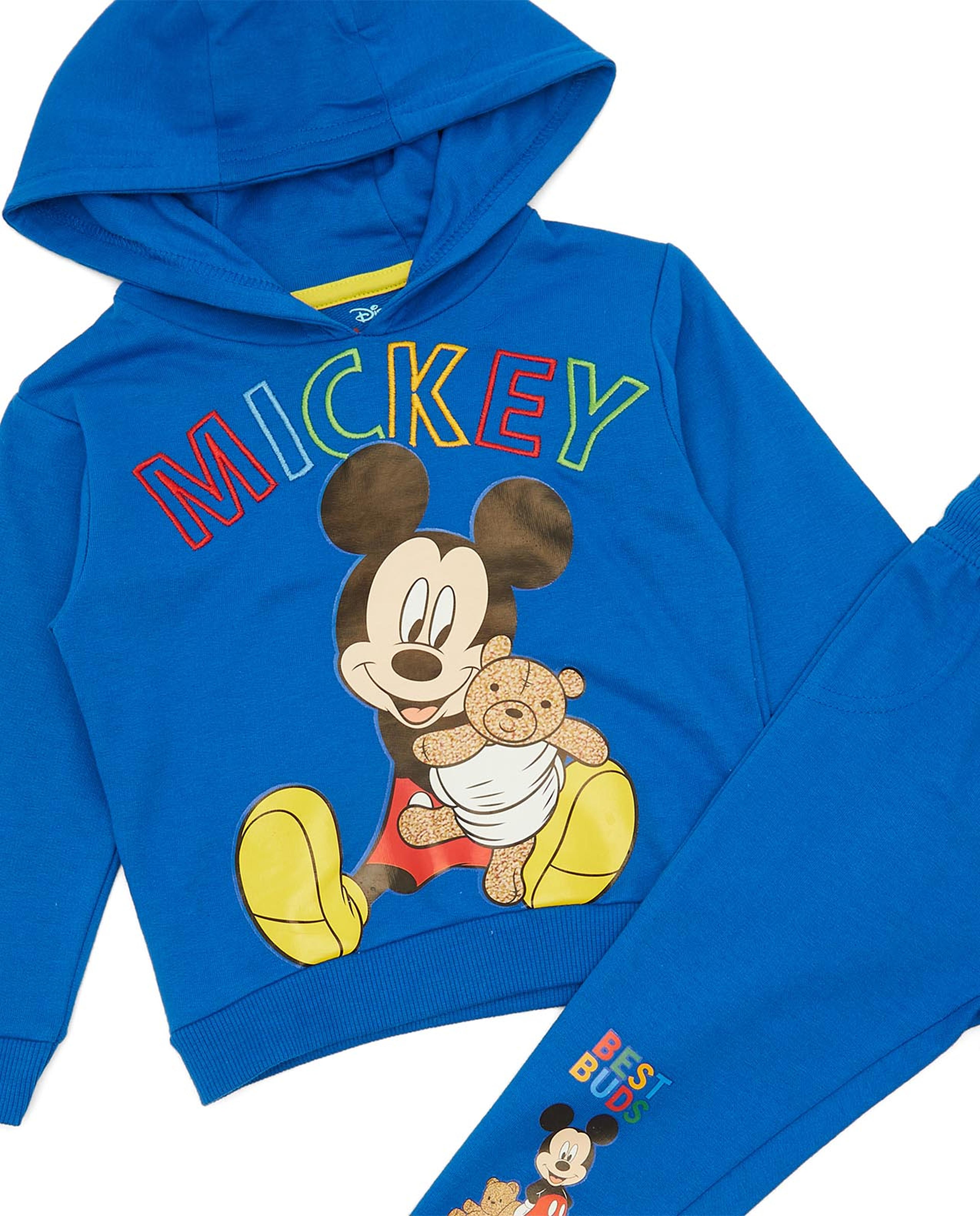 طقم ملابس بطبعة