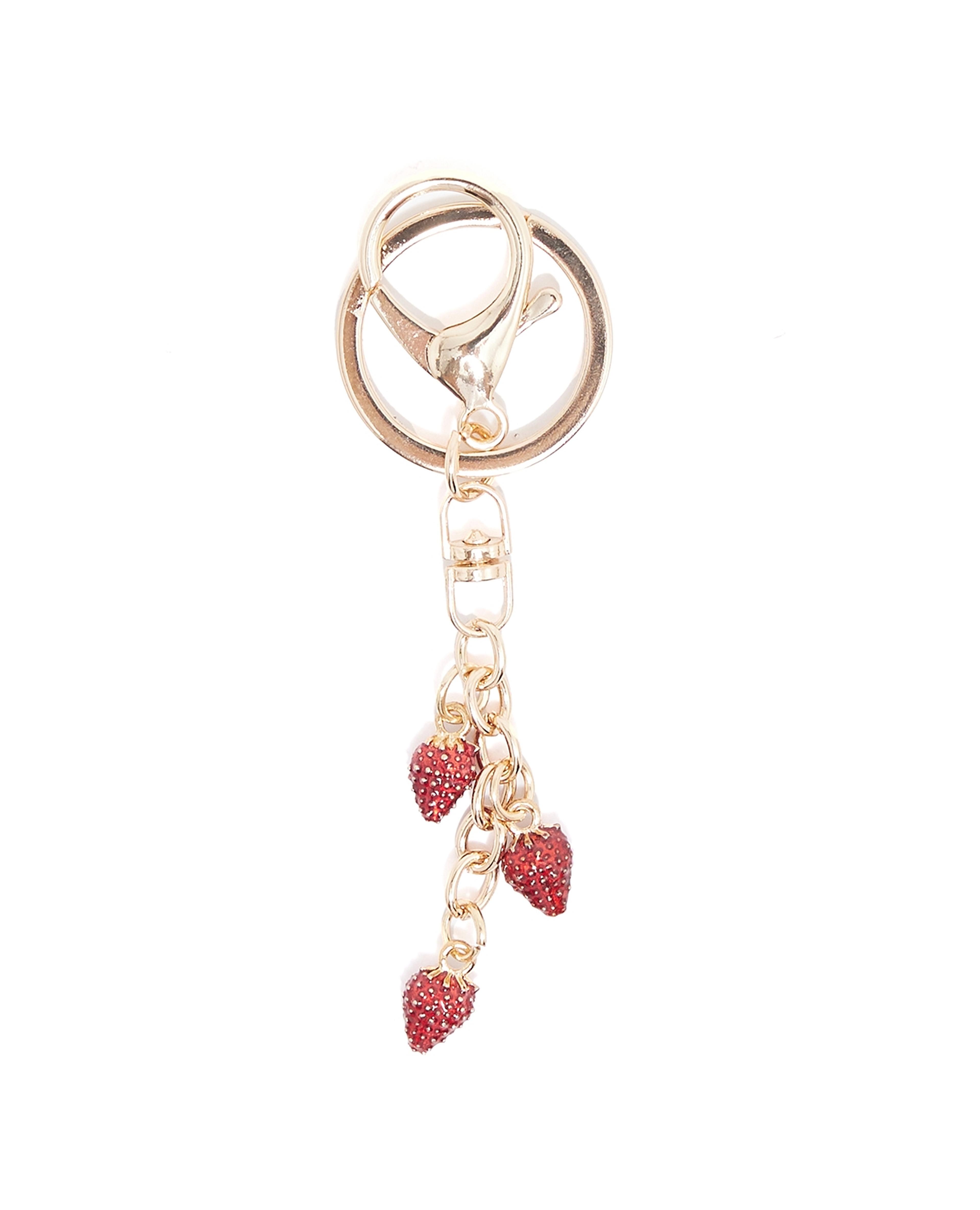 ميدالية مفاتيح فراولة