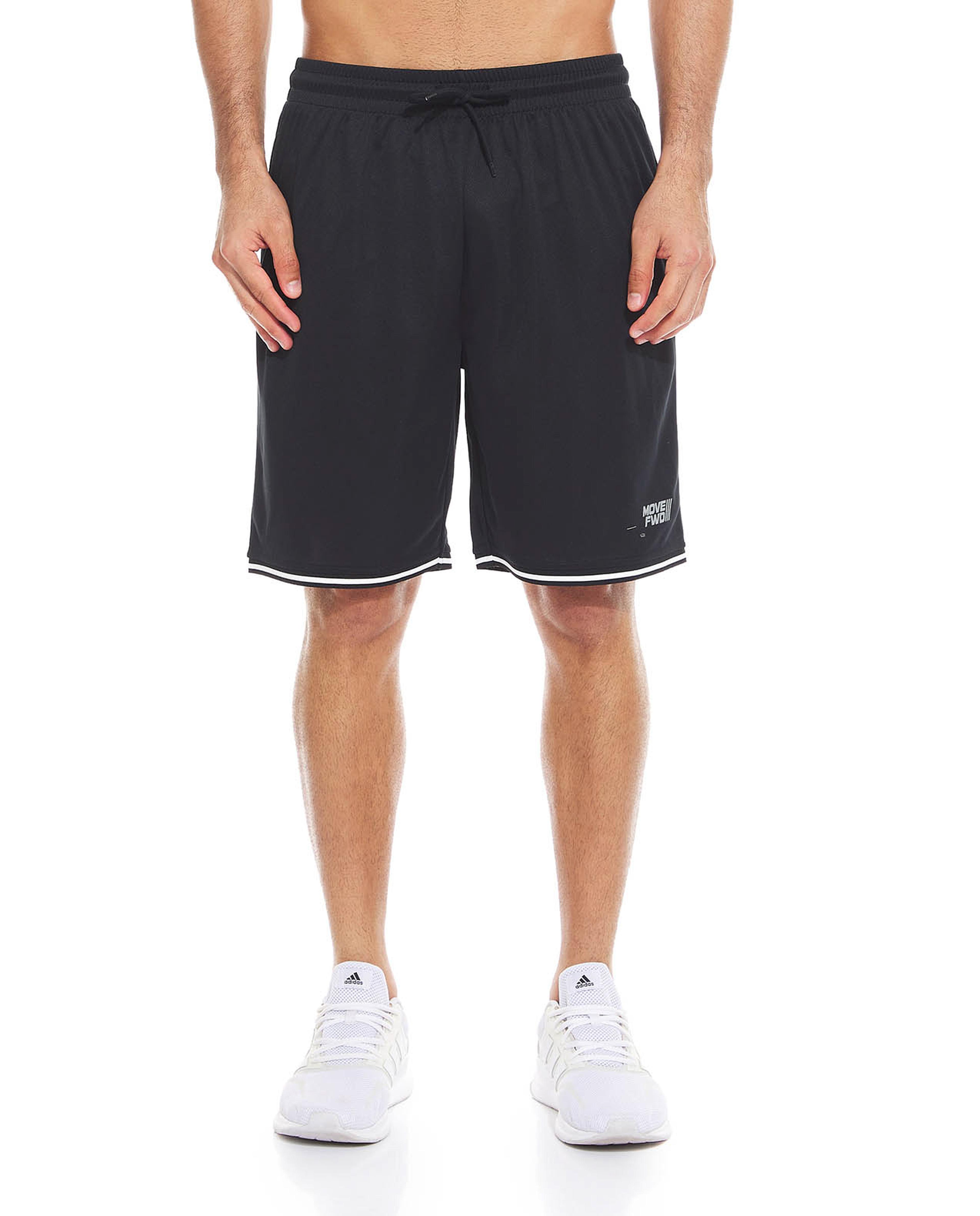 شورت رياضي بخصر برباط بحواف بألوان معاكسة