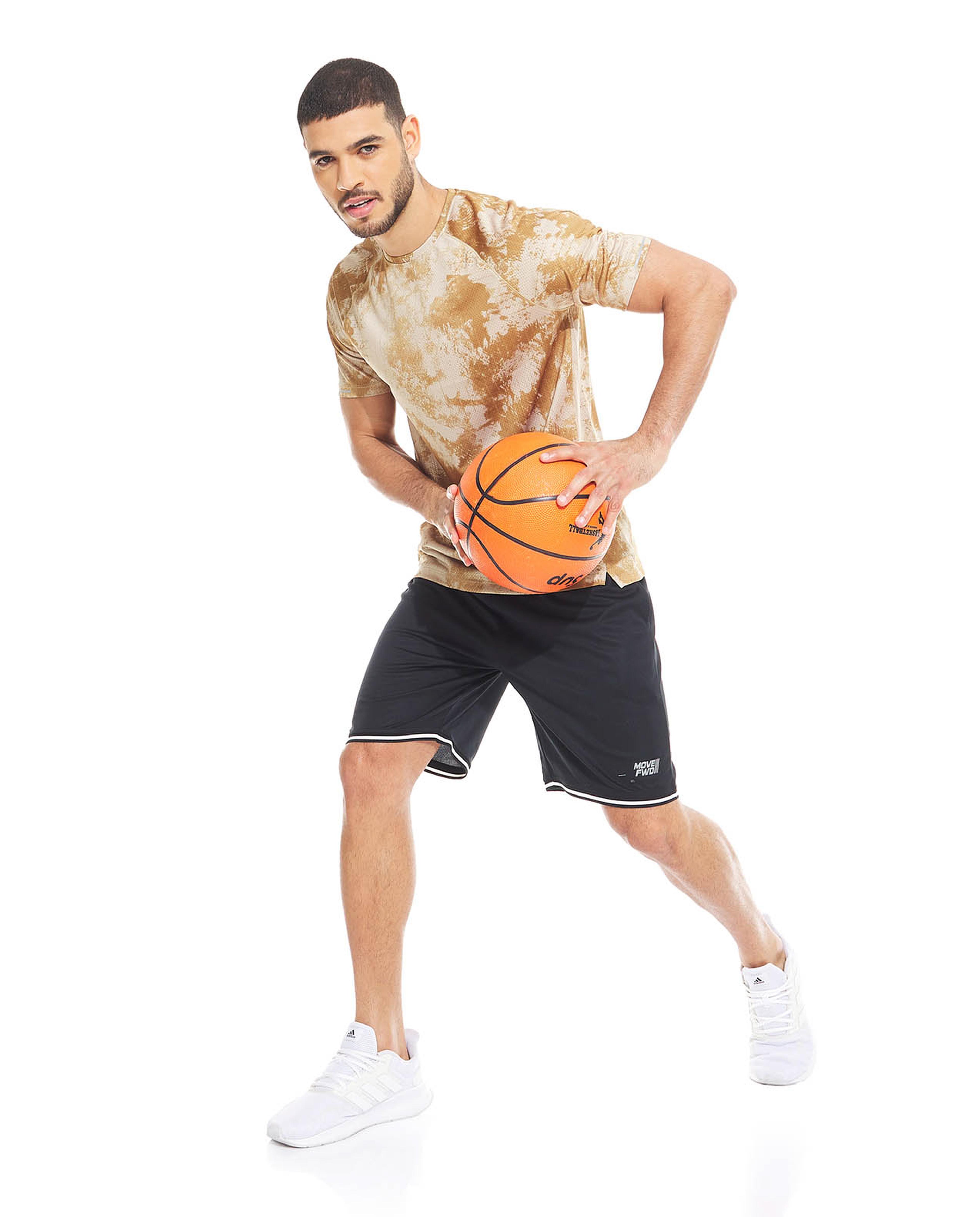 شورت رياضي بخصر برباط بحواف بألوان معاكسة