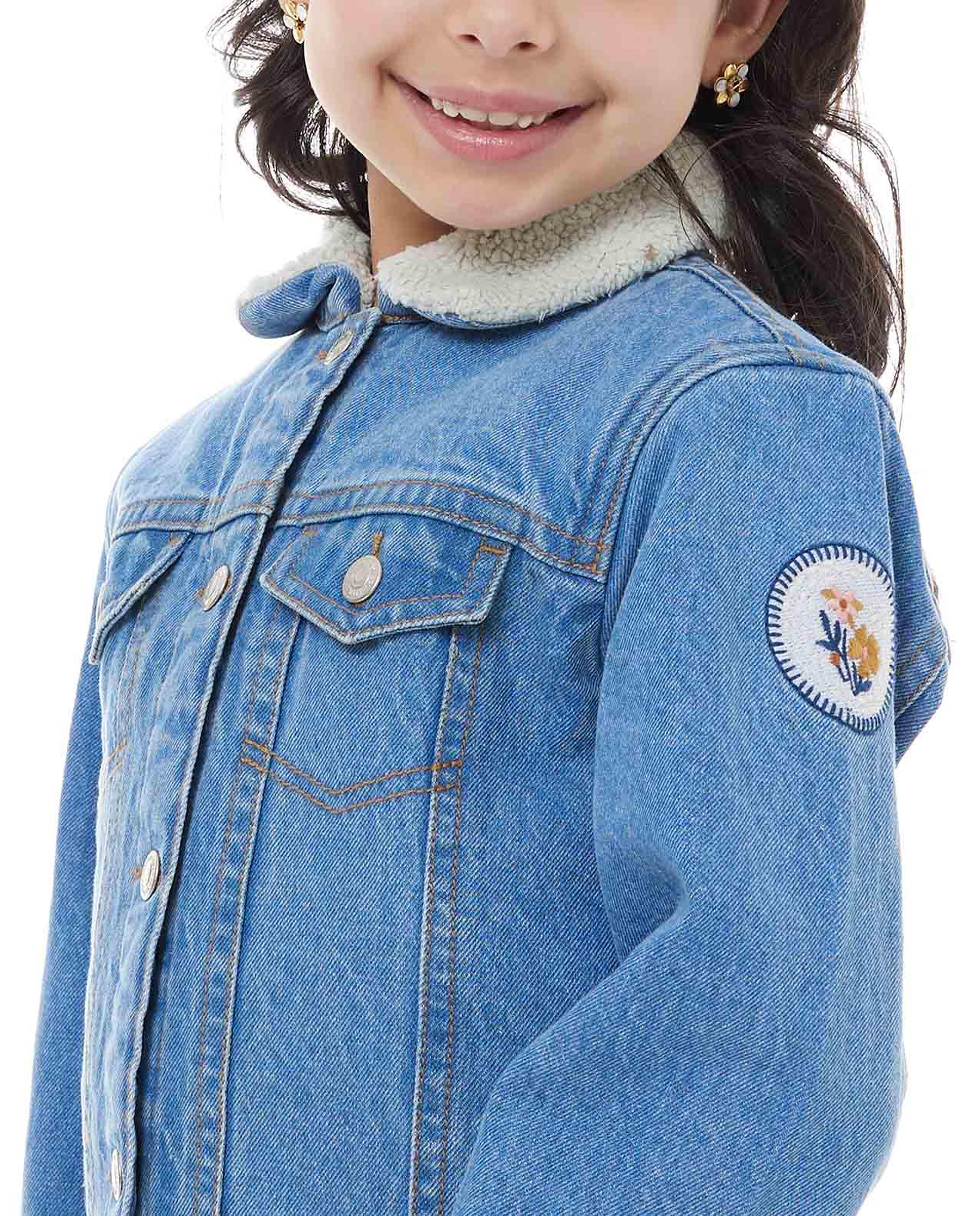 جاكيت دينم بياقة فروي