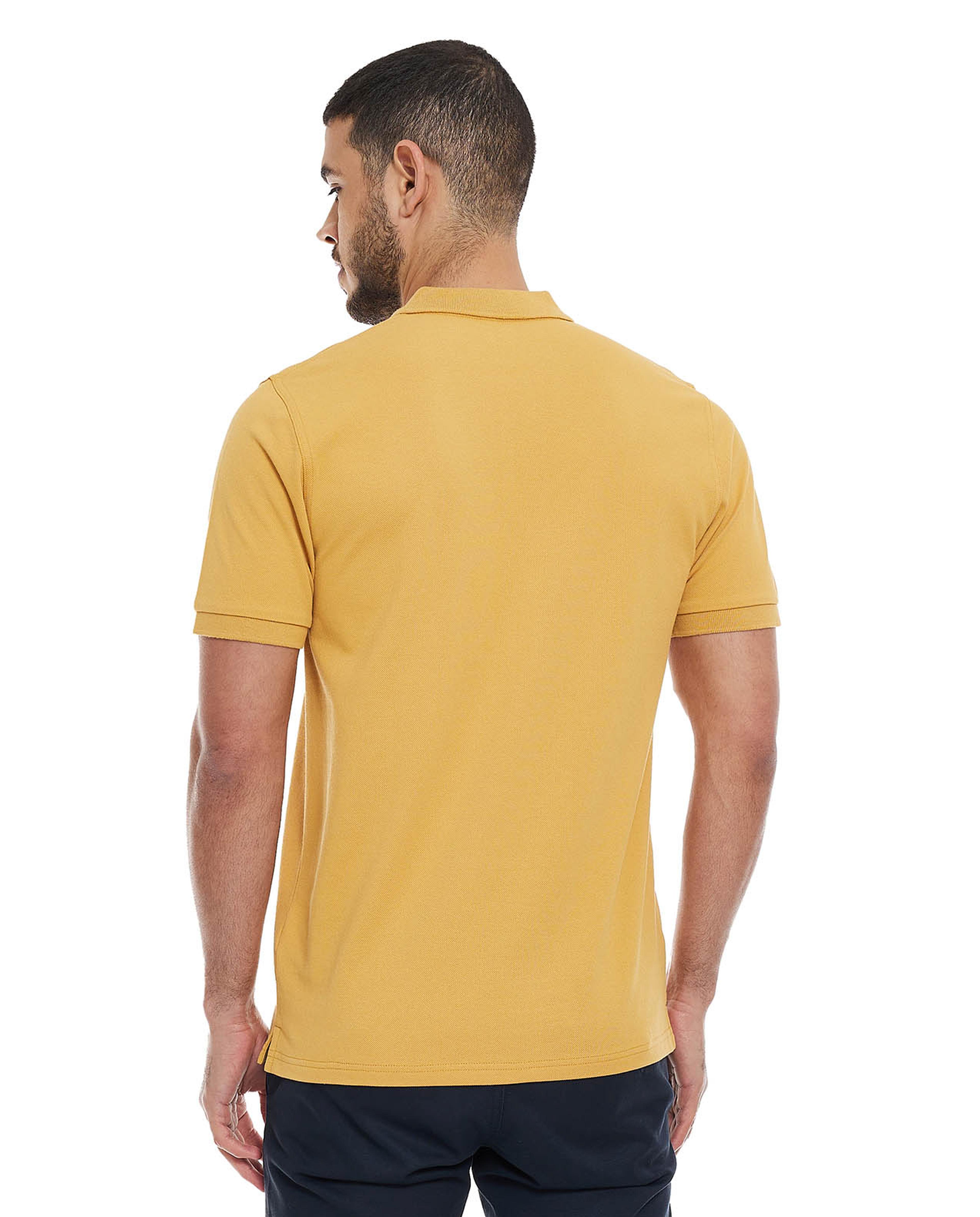 تيشيرت بولو بأكمام قصيرة مطرز