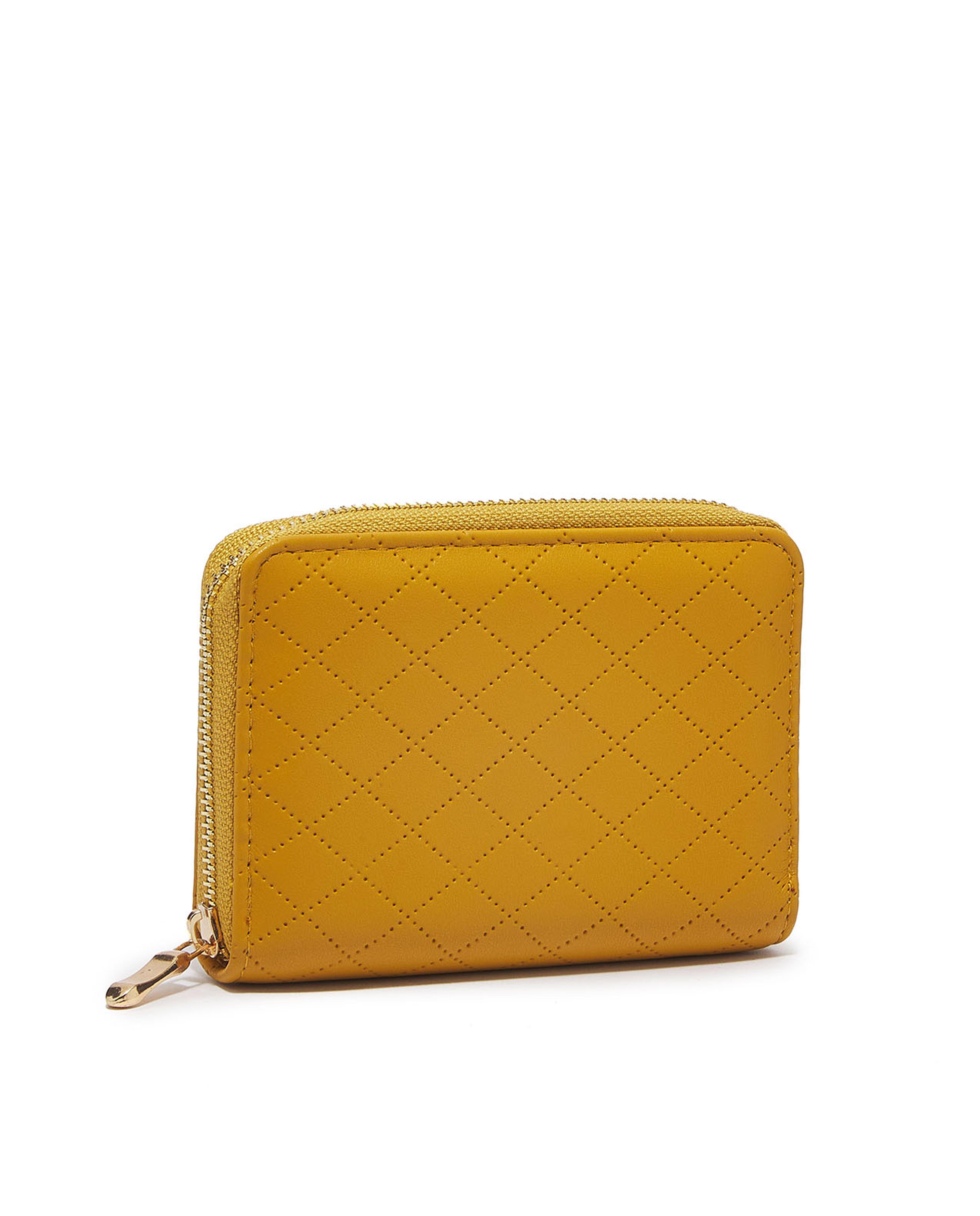 محفظة منقوشة بسحاب