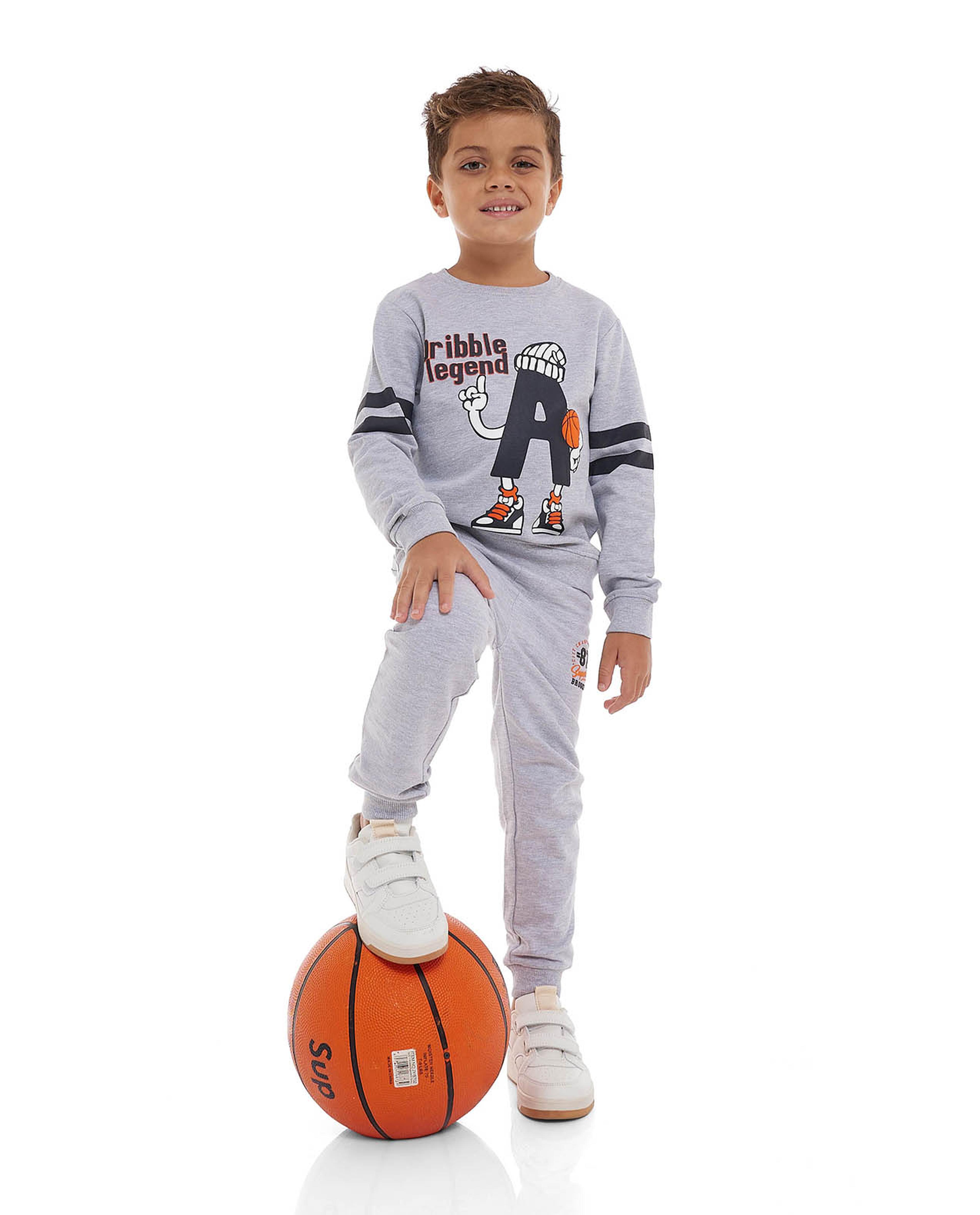 سويتشيرت بطبعة بياقة دائرية بأكمام طويلة