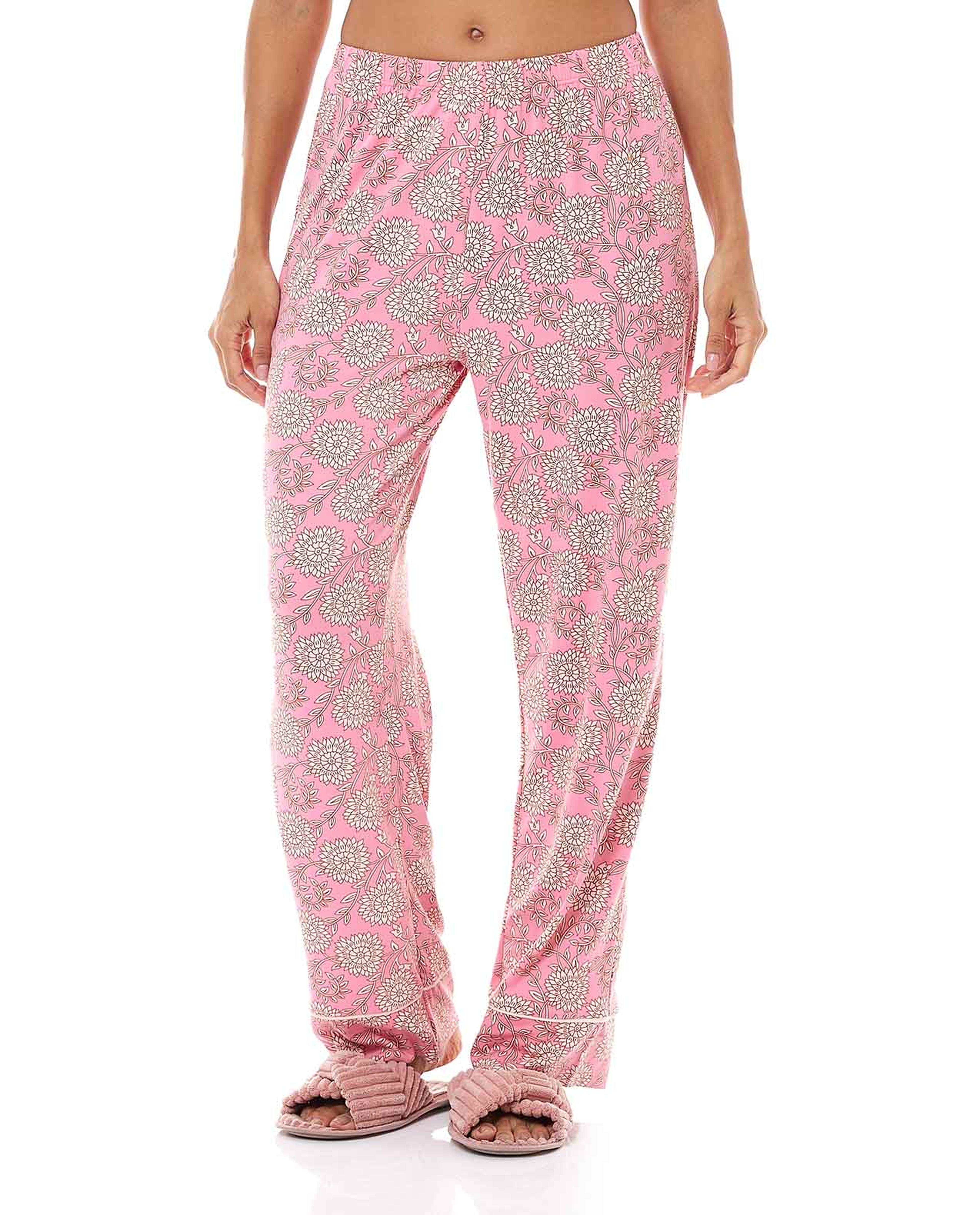 طقم بيجاما بياقة بطبعة زهور