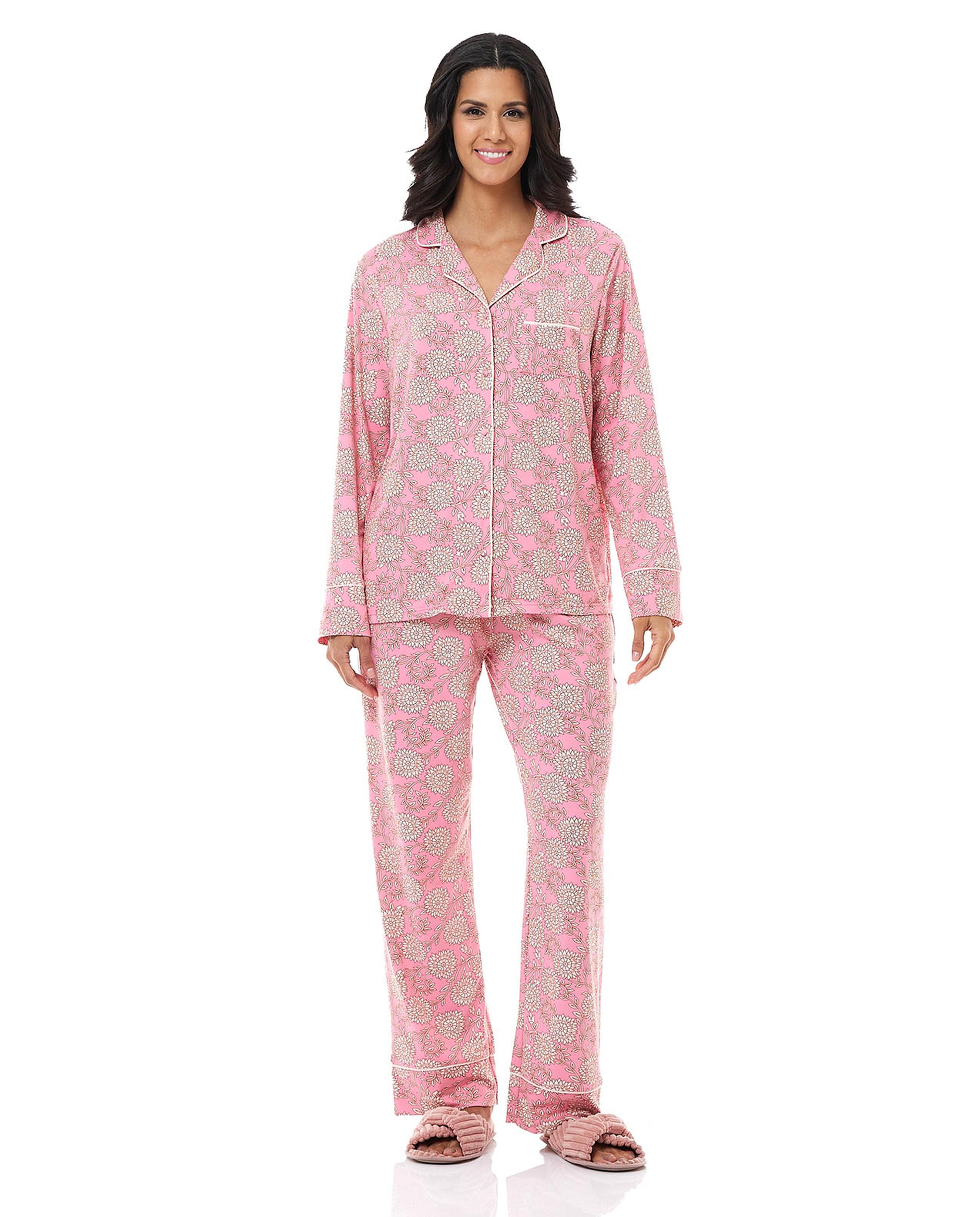 طقم بيجاما بياقة بطبعة زهور