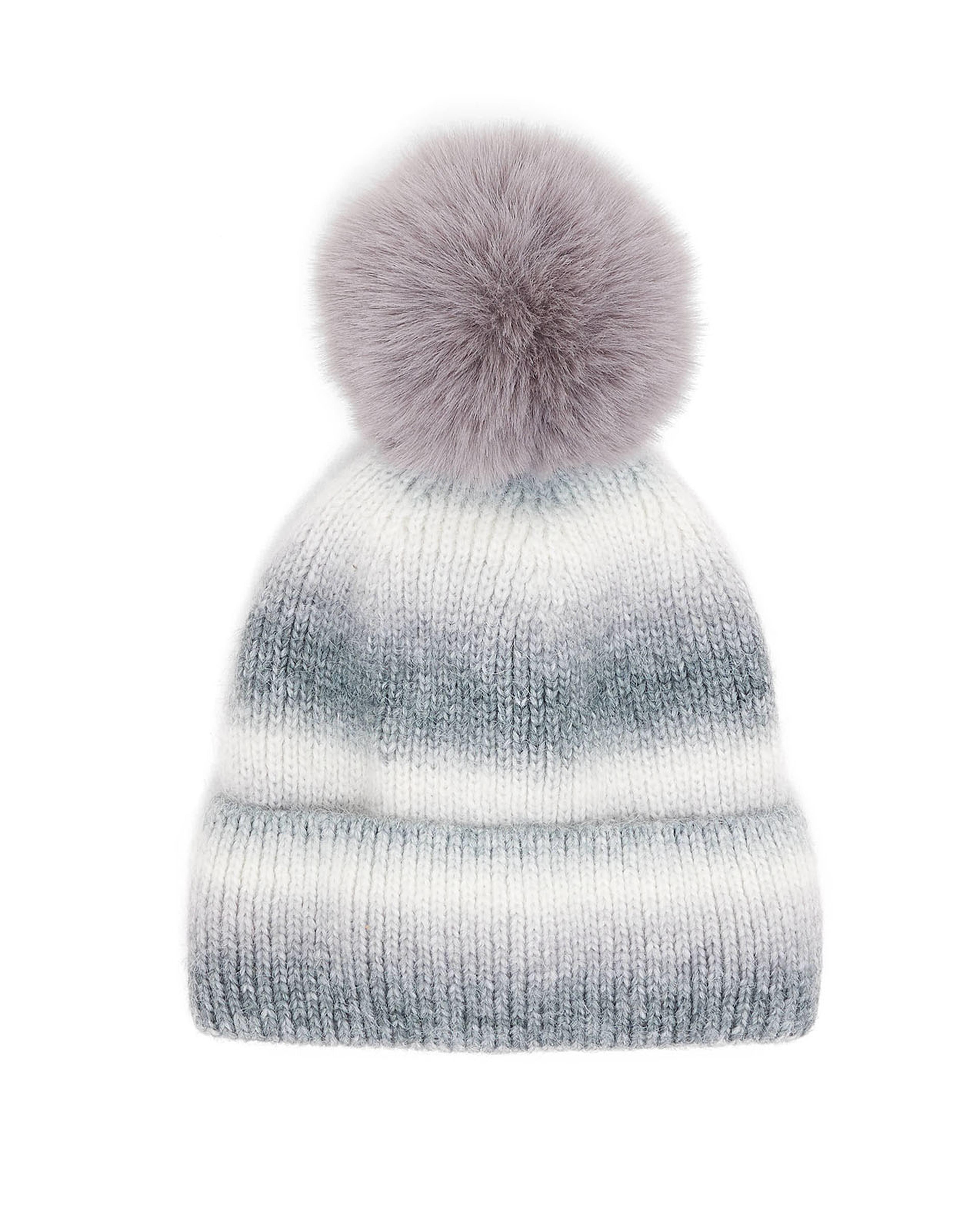 قبعة بيني منقوشة مع بوم بوم