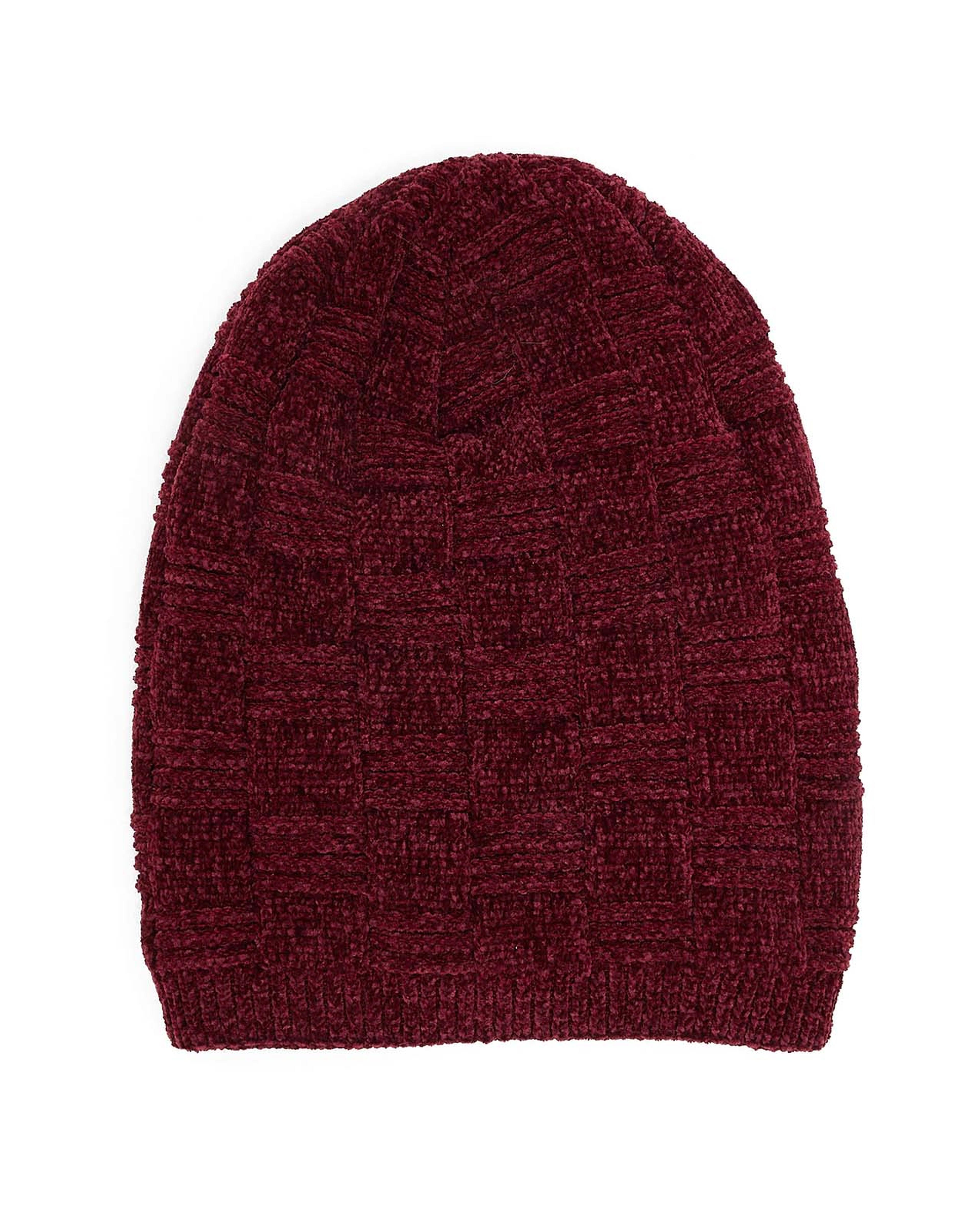 قبعة بيني منسوجة