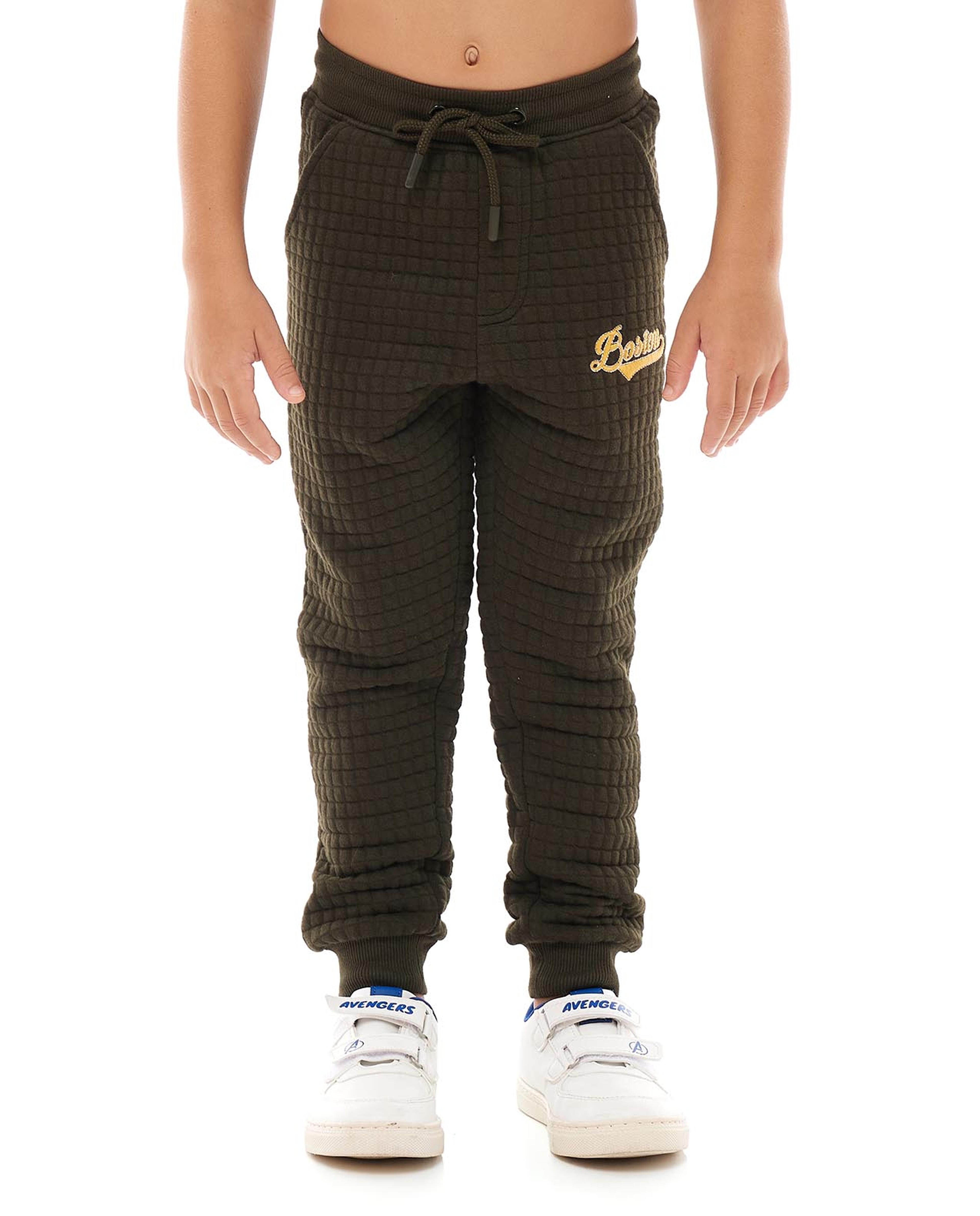 طقم ملابس منقوش بهودي