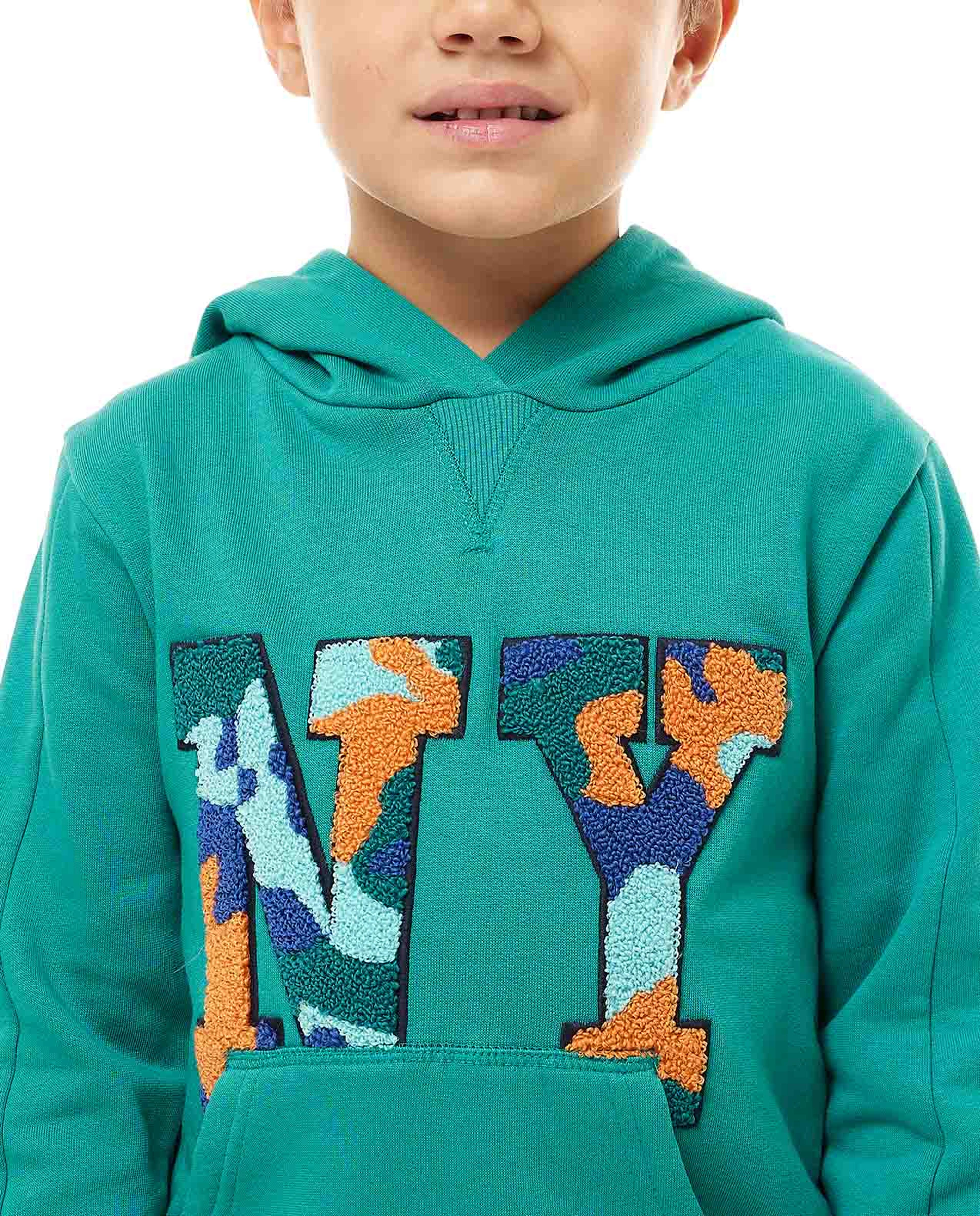 طقم ملابس بهودي وطبعة