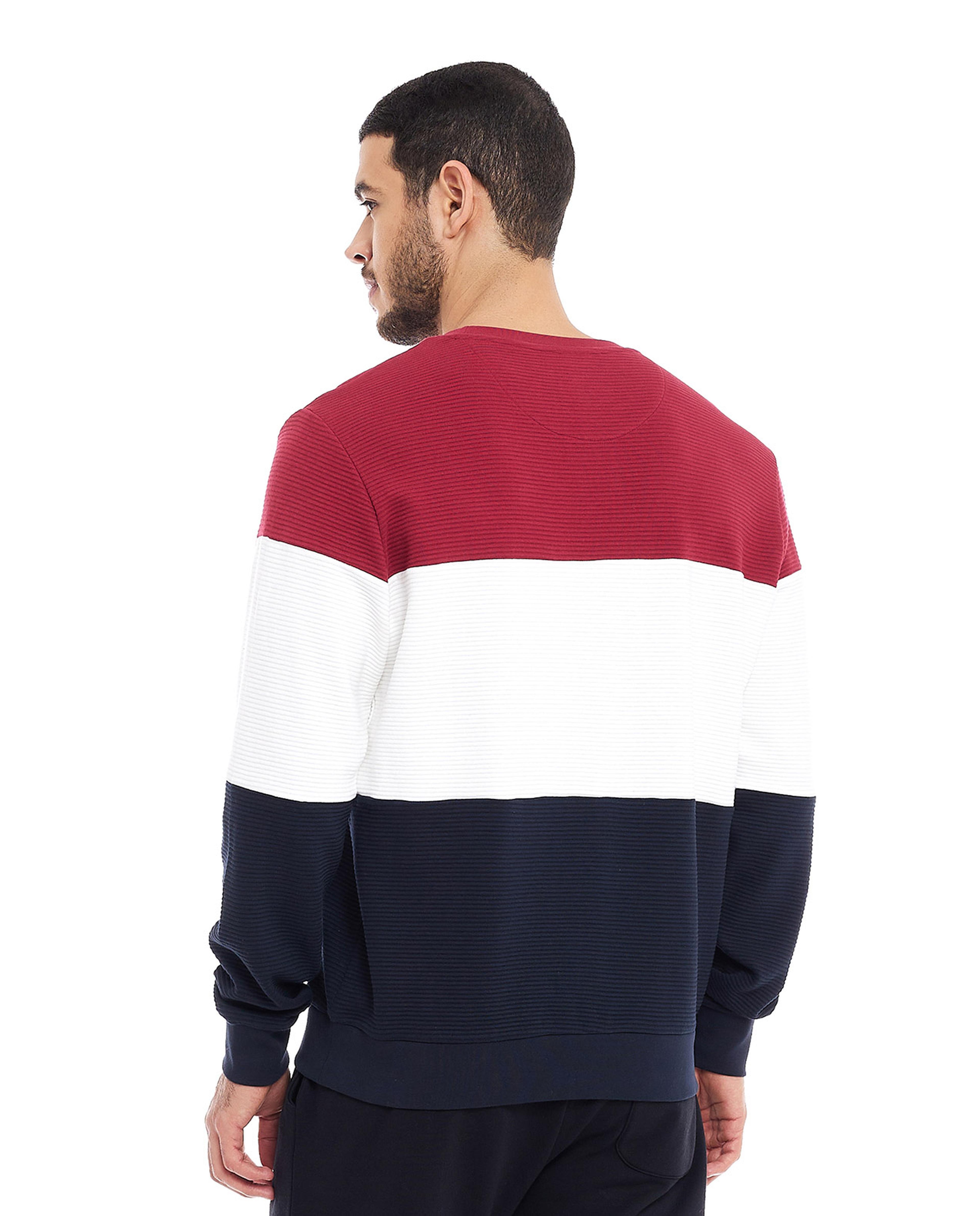 سويتشيرت بأكمام طويلة ورقبة مستديرة بألوان متناسقة