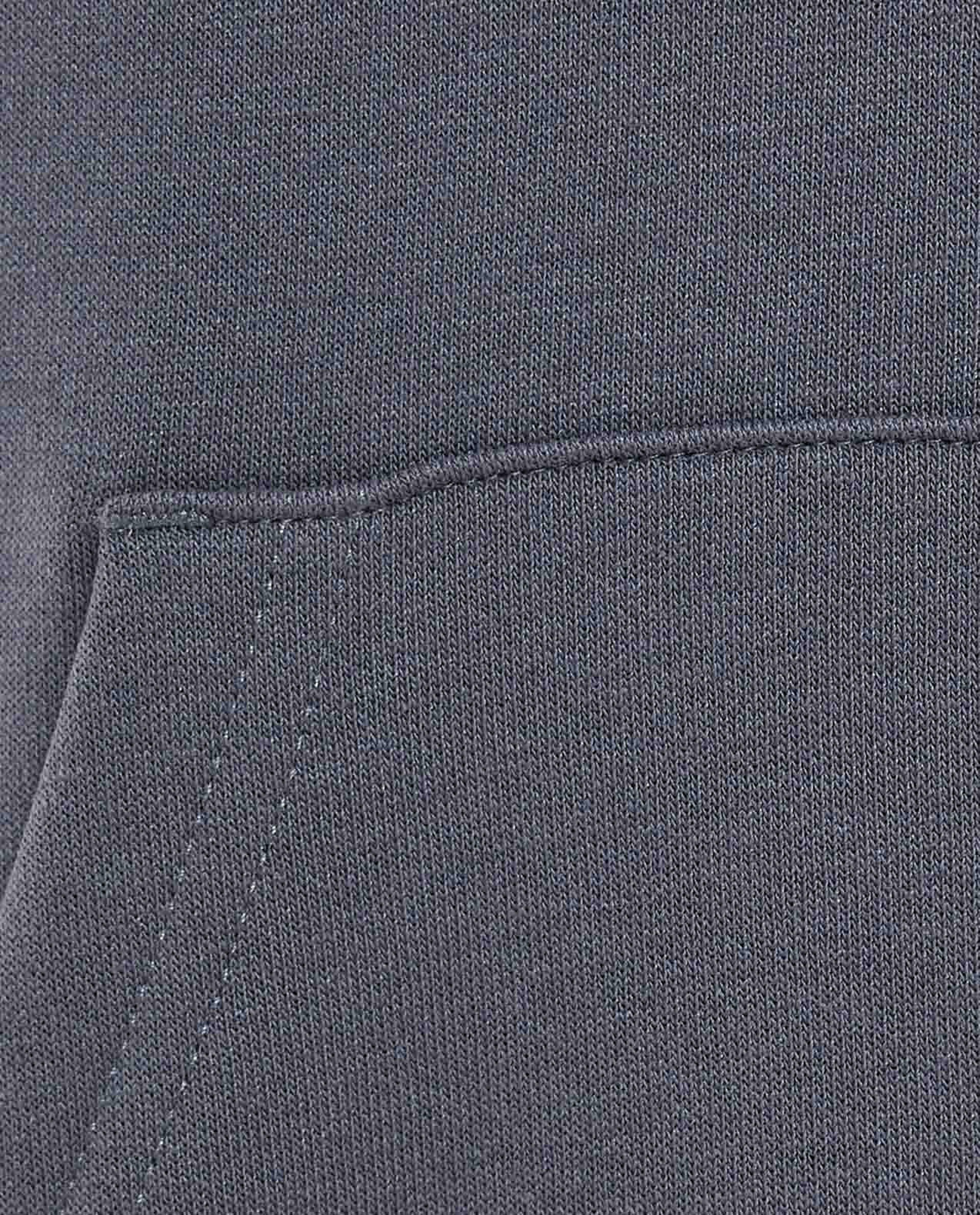 هودي سادة بأكمام طويلة