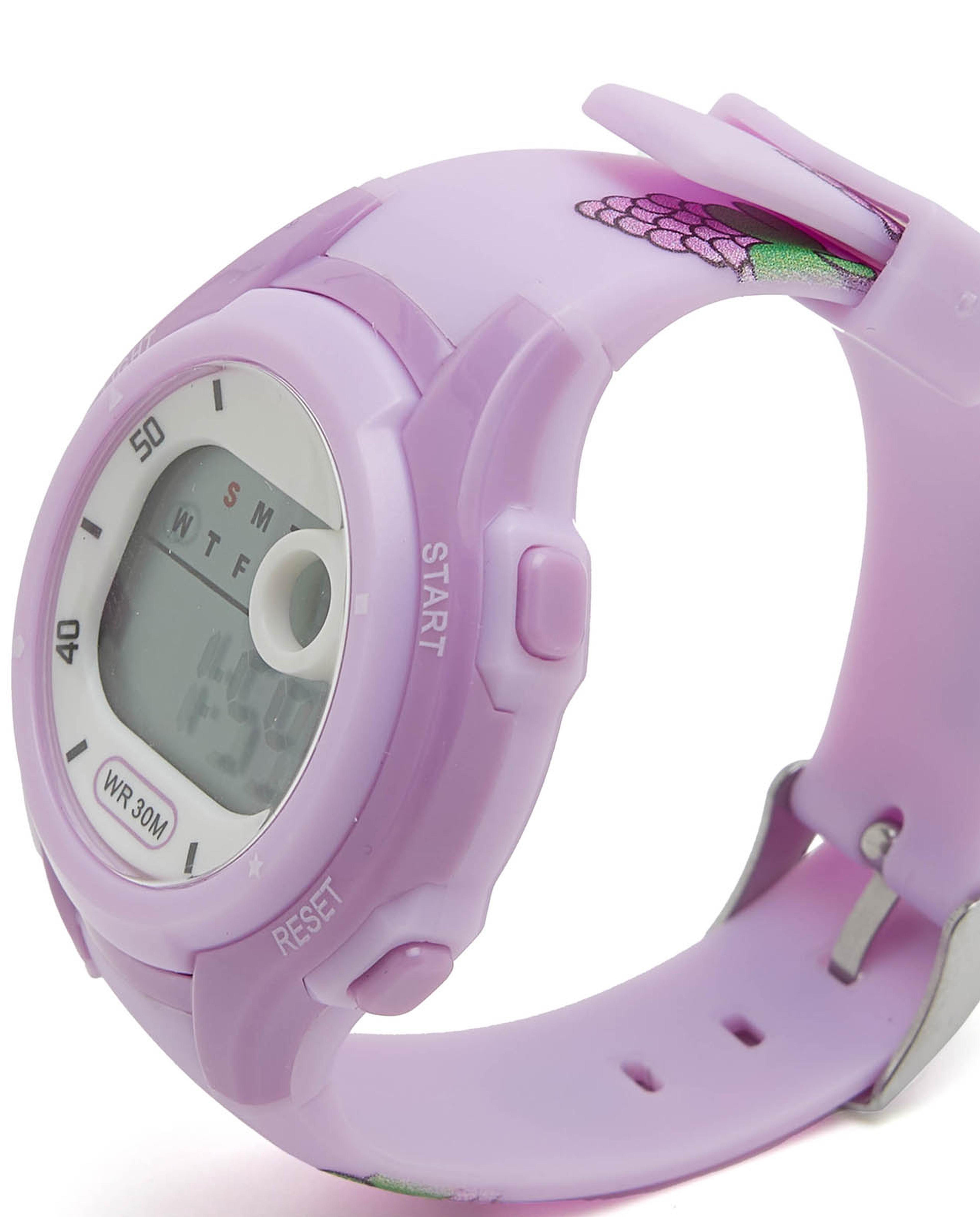 ساعة رقمية بإبزيم