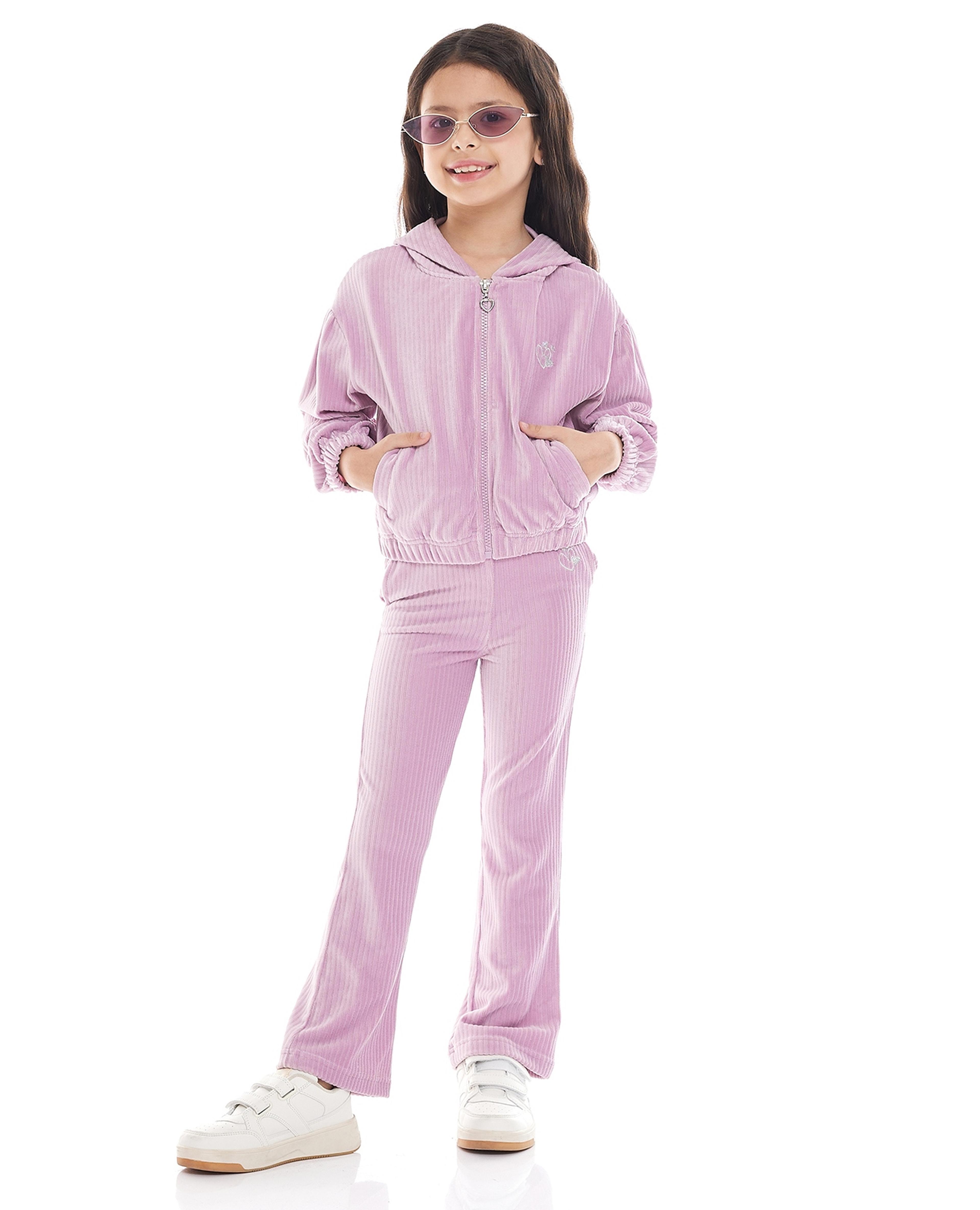 طقم ملابس بهودي