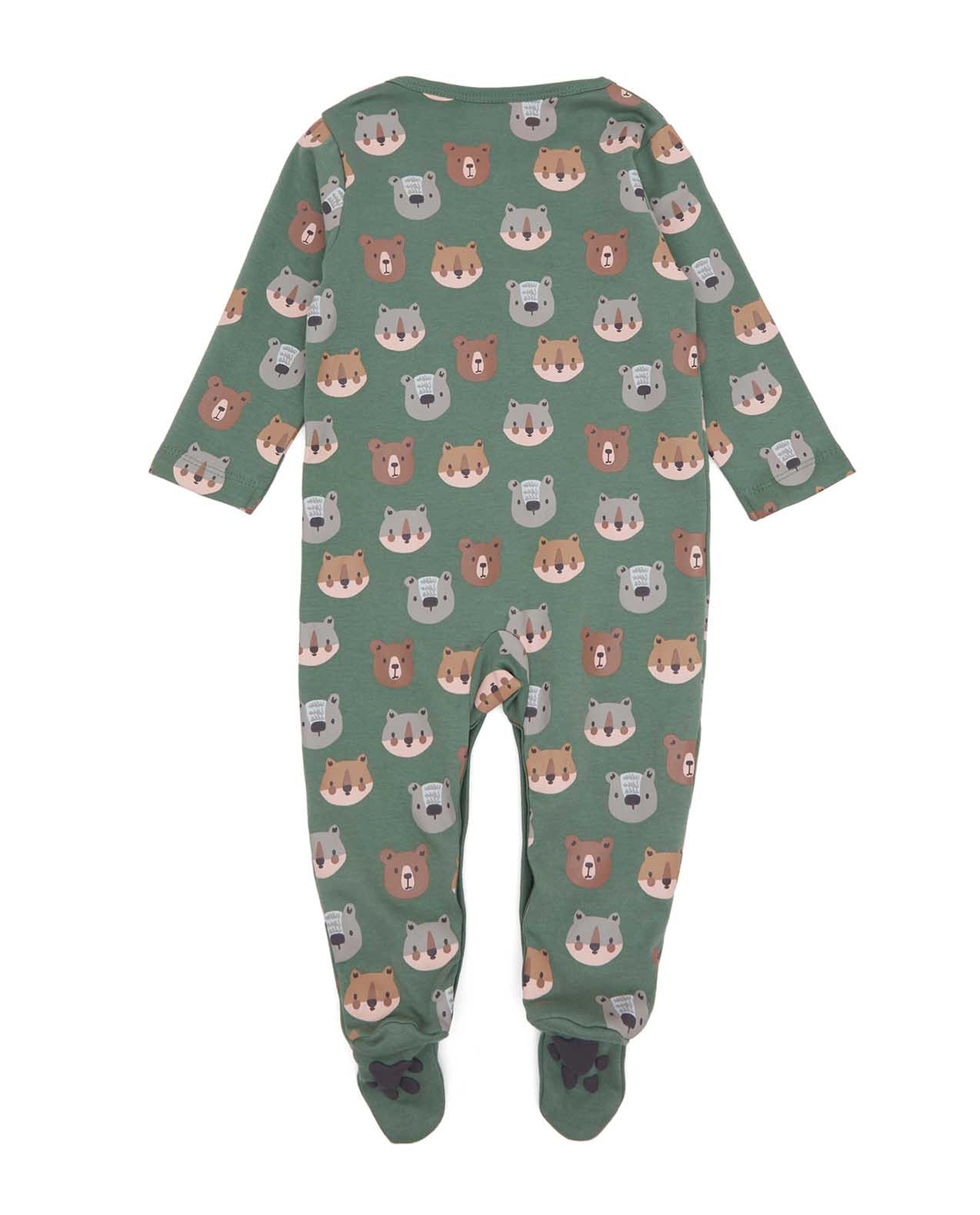 بدلة نوم بطبعة مع كاب