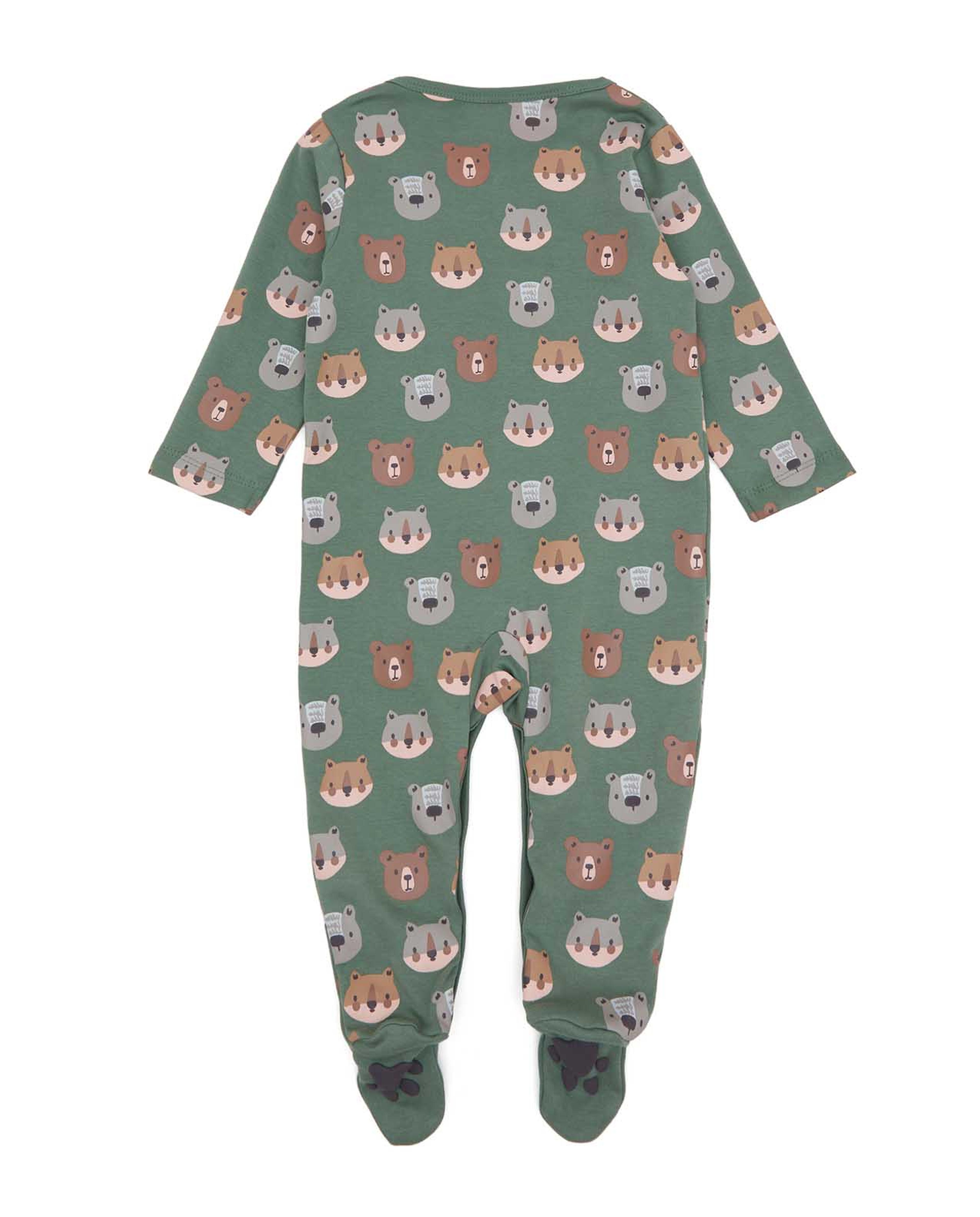 بدلة نوم بطبعة مع كاب