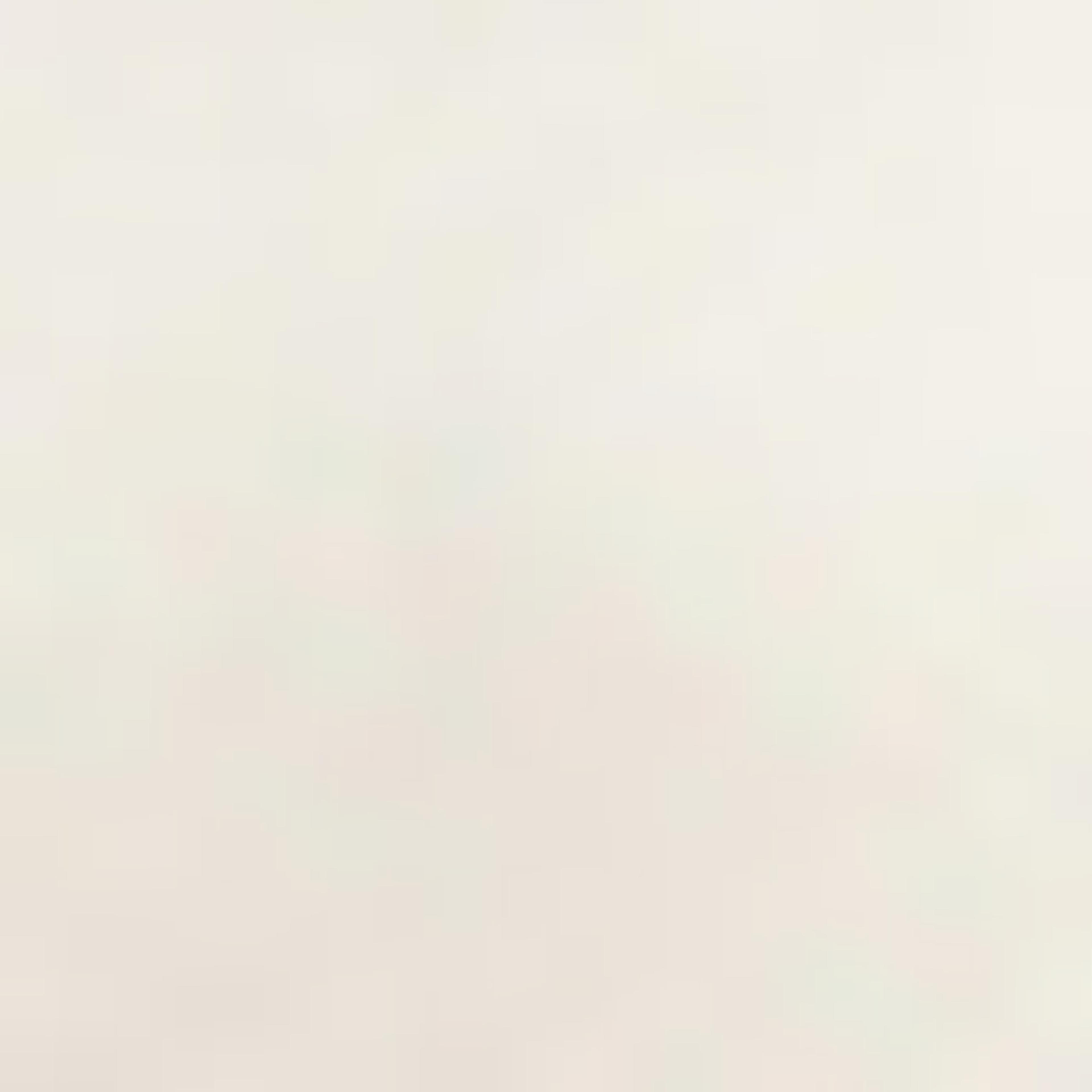 هودي بأكمام طويلة