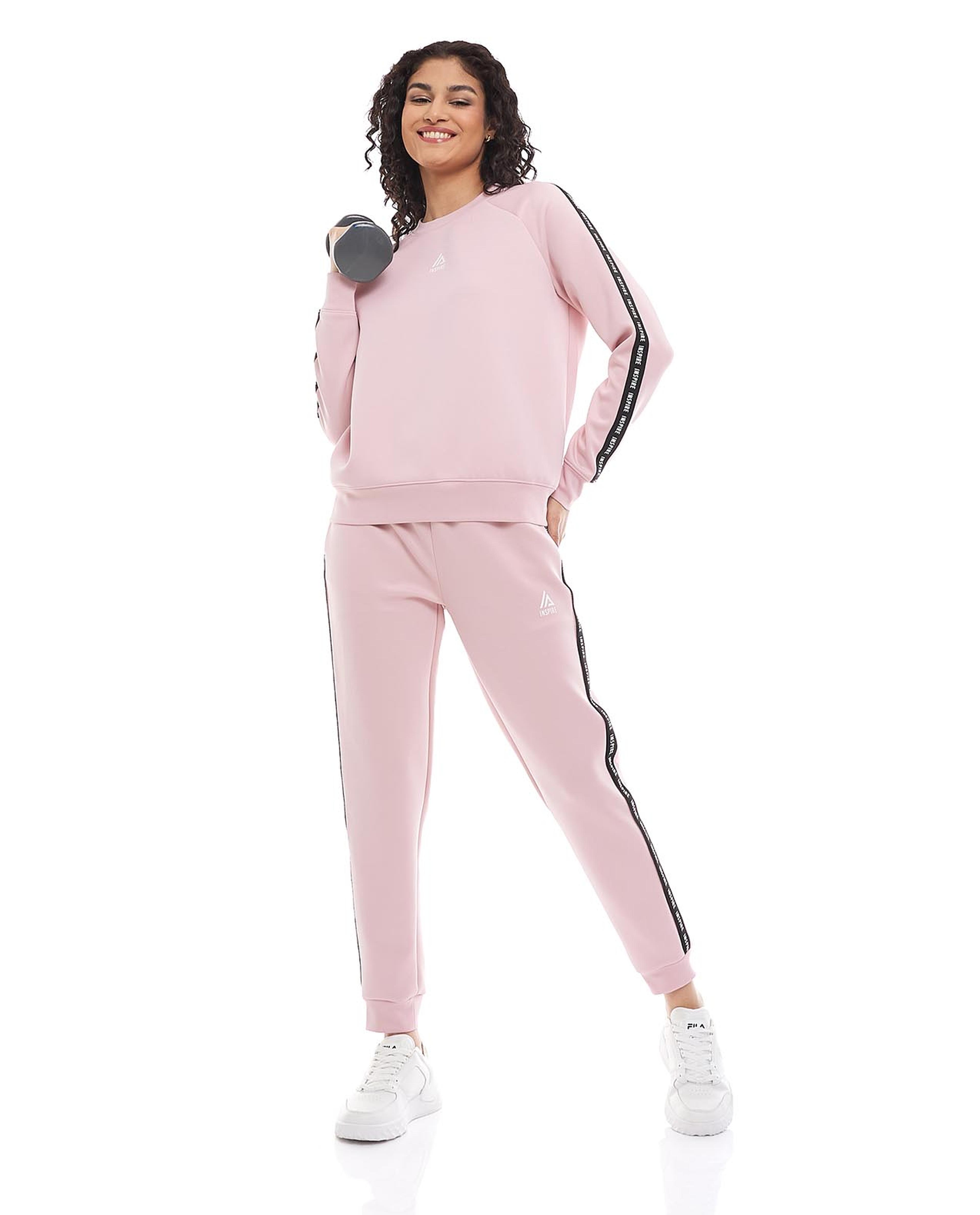 توب بأكمام طويلة