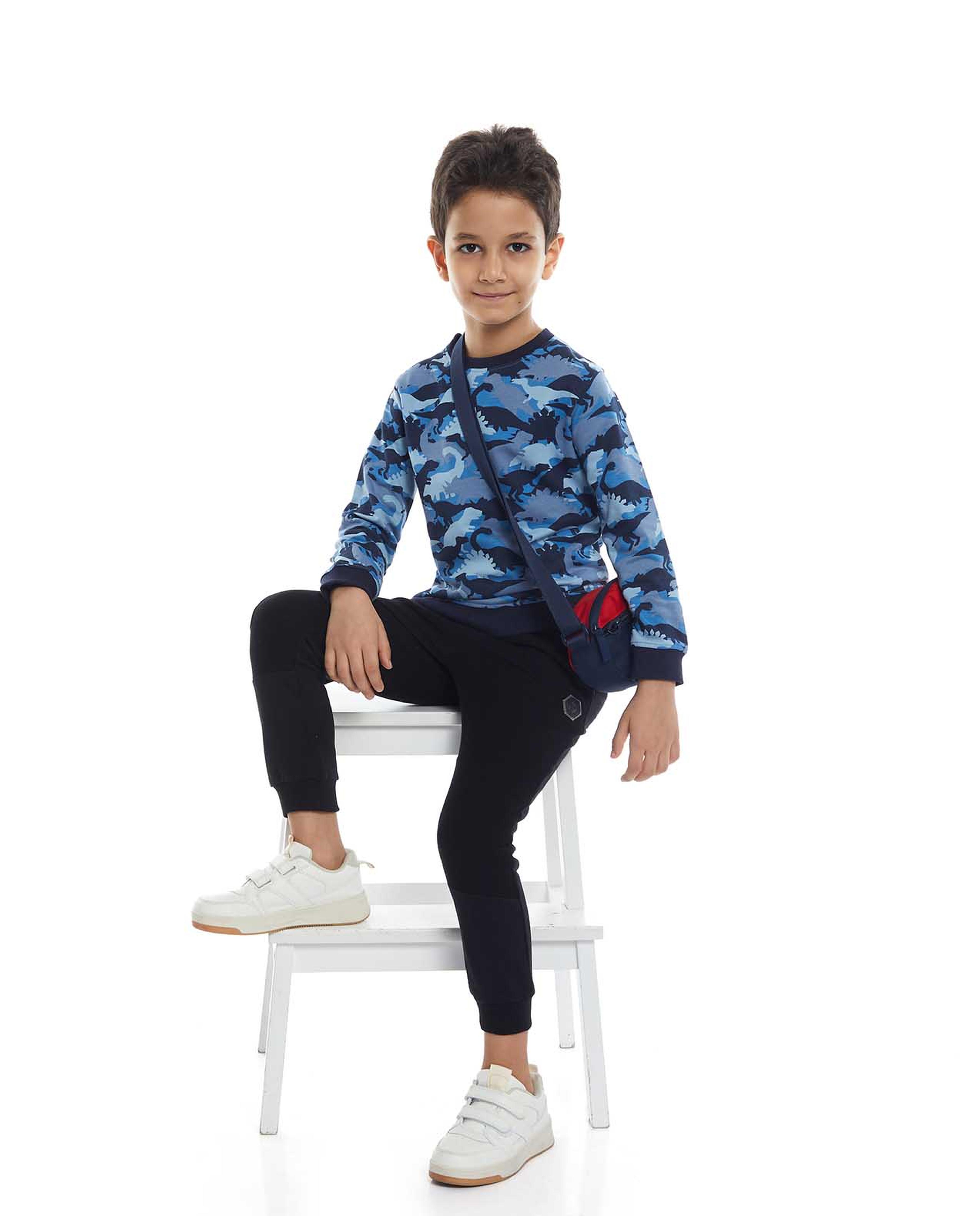 Dino Print Sweatshirt with Crew Neck and Long Sleeves