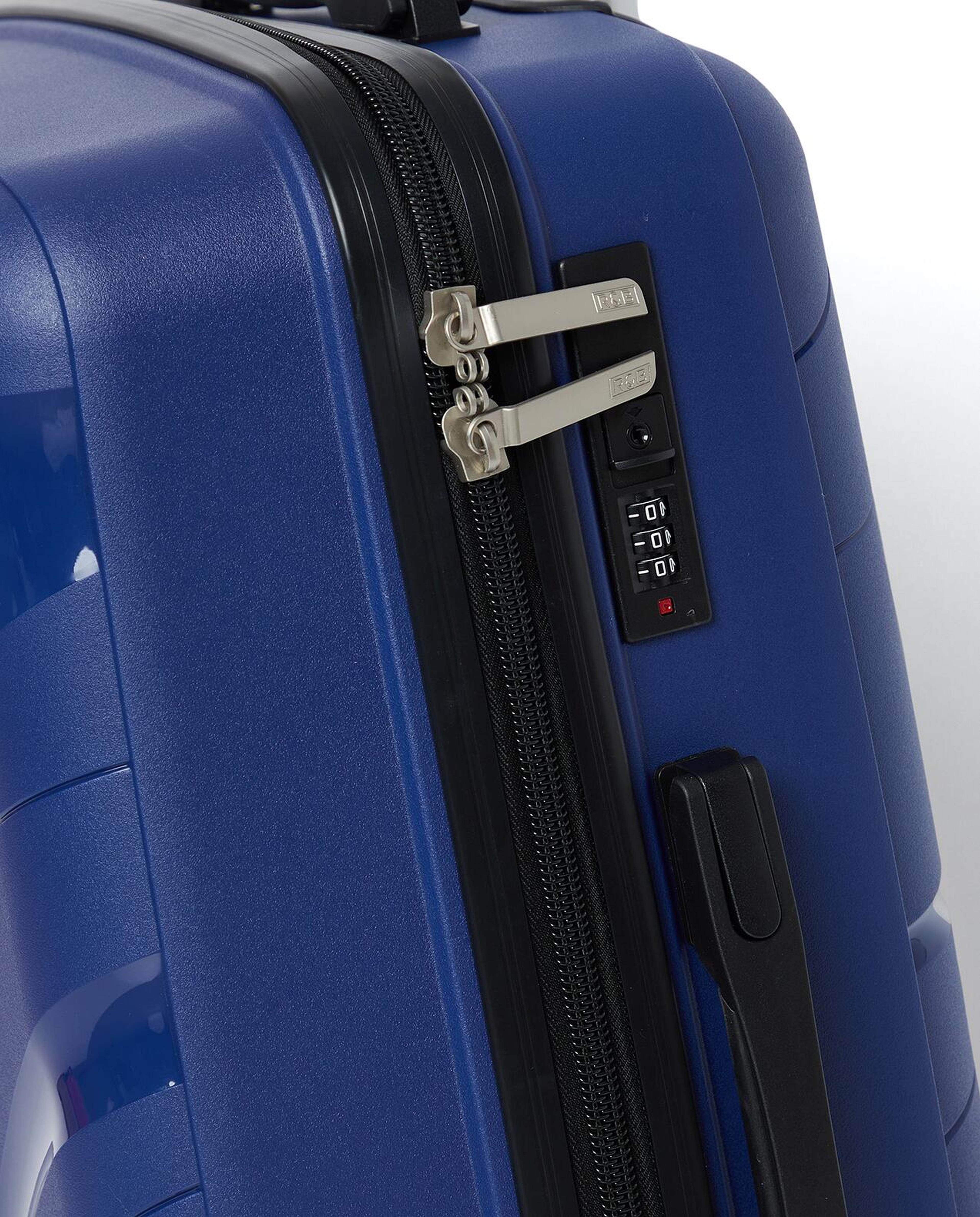 Self Patterned Hardshell Trolley