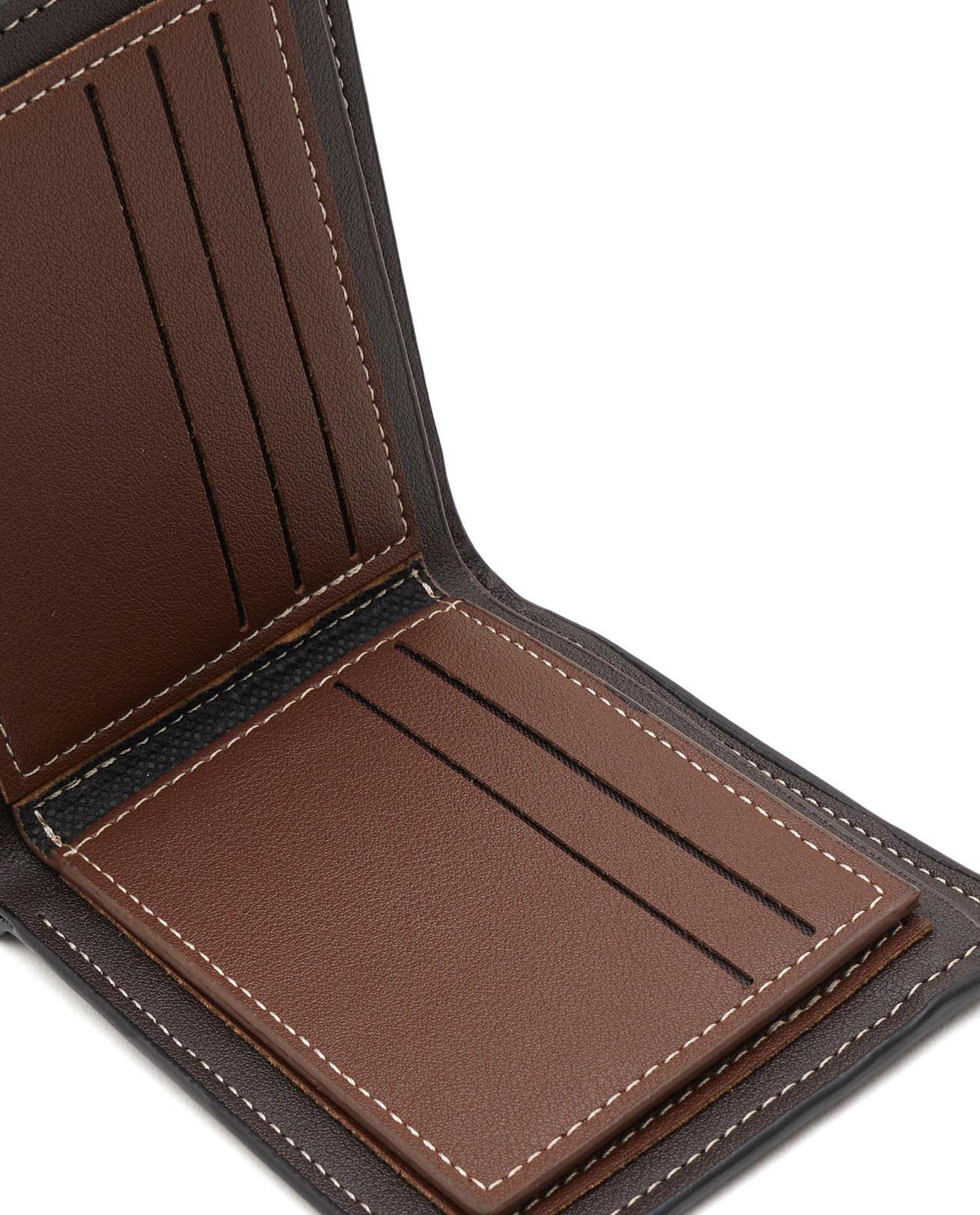 محفظة منقوشة بطيتين