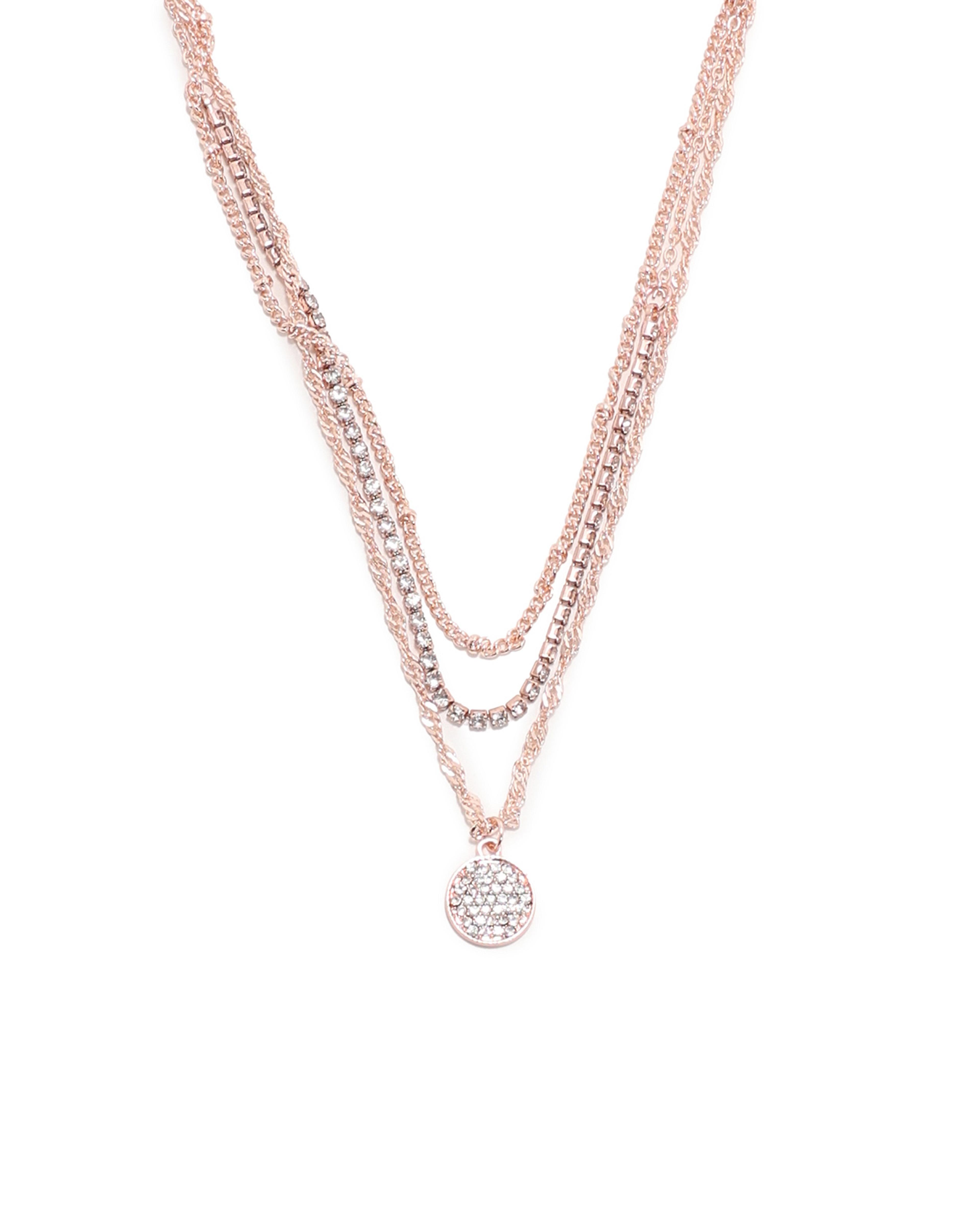 قلادة بطبقات