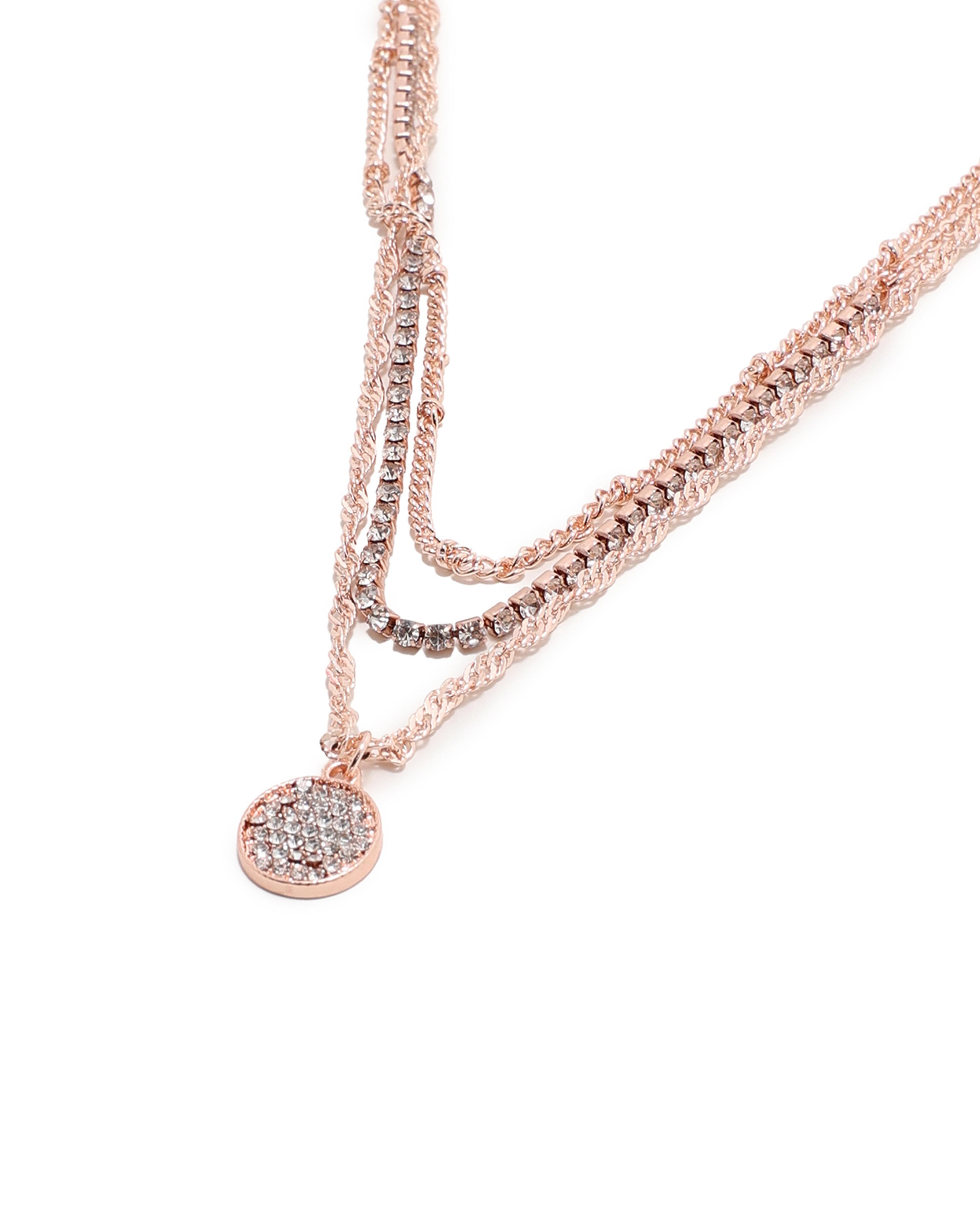 قلادة بطبقات