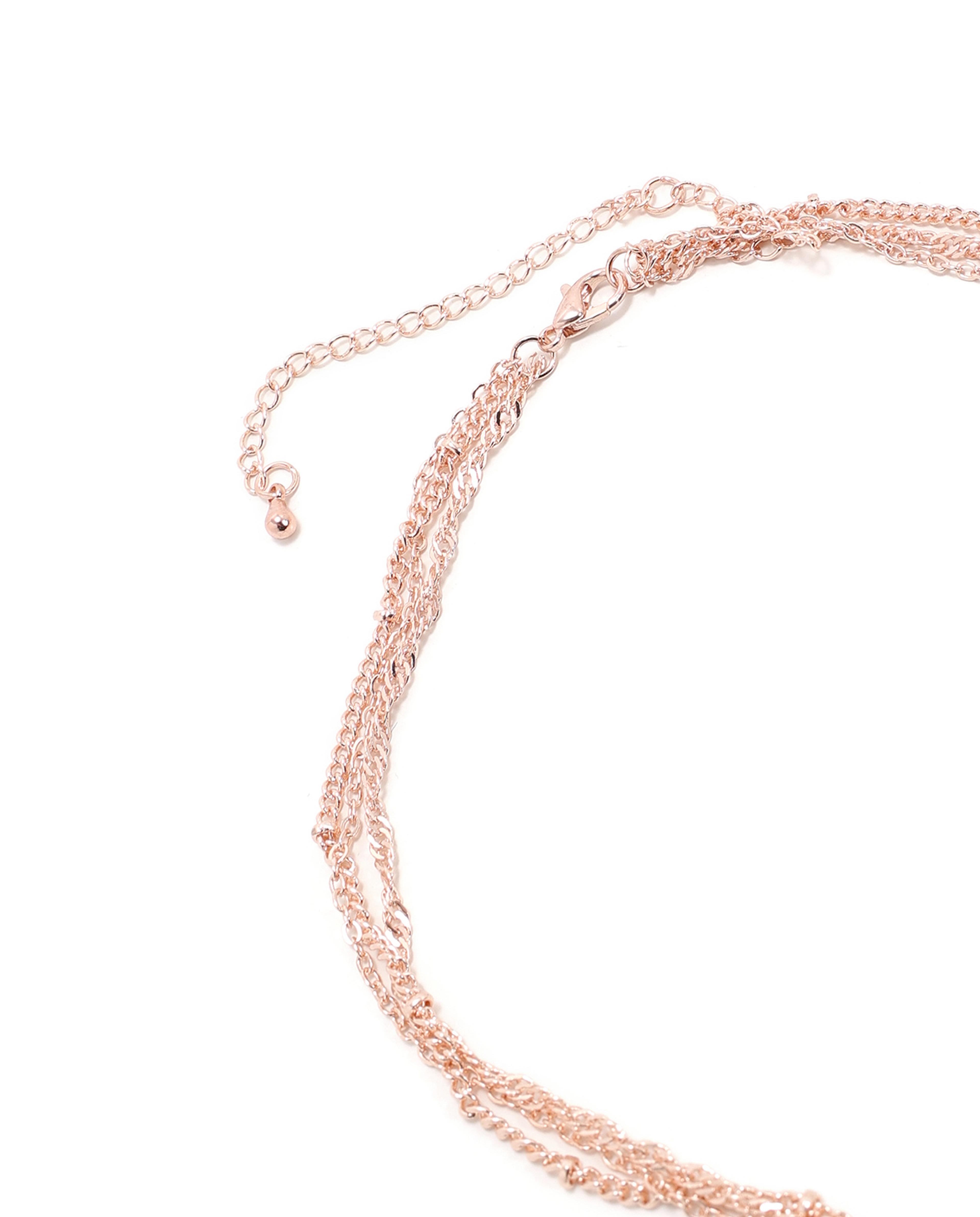 قلادة بطبقات