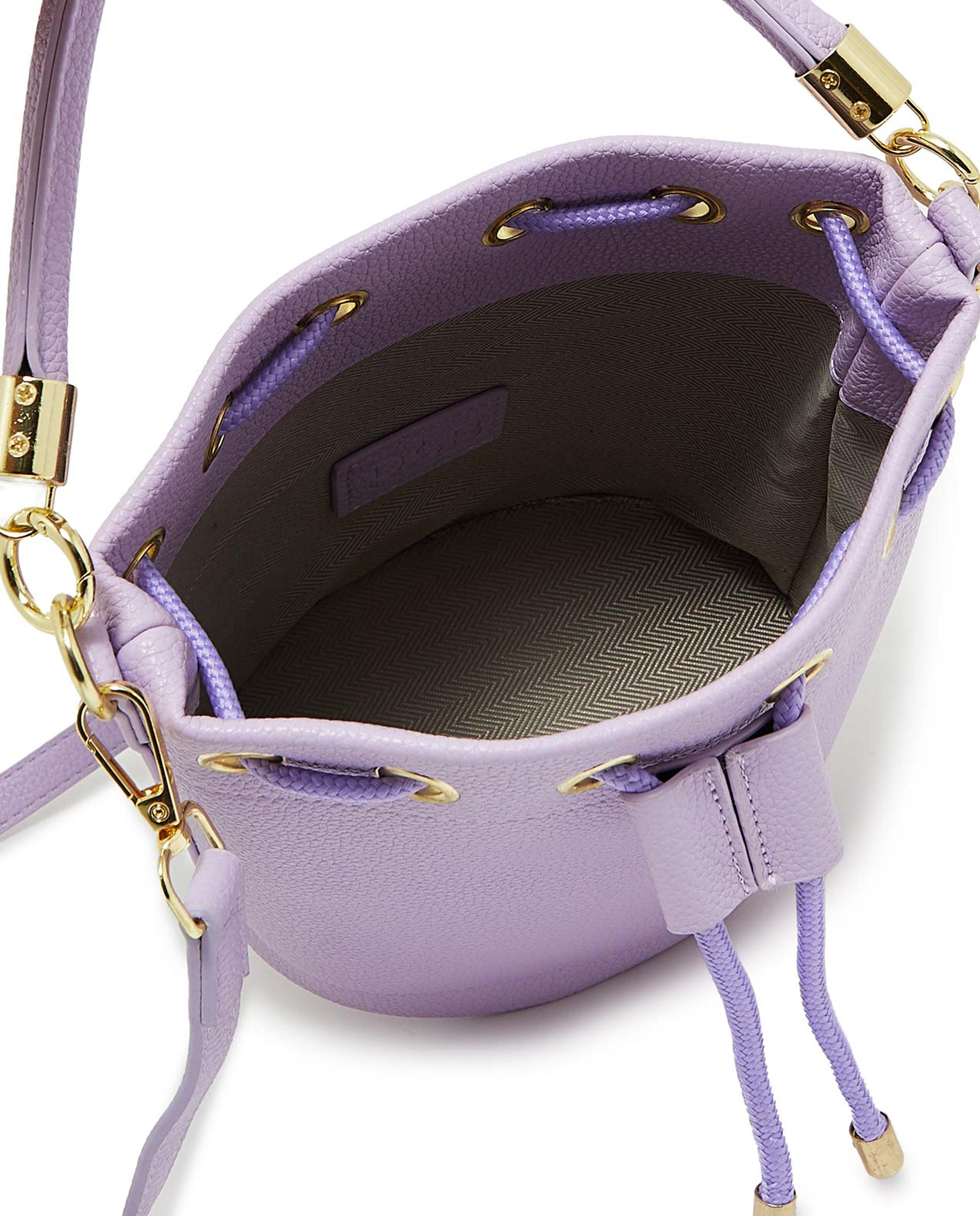 حقيبة باسكيت برباط