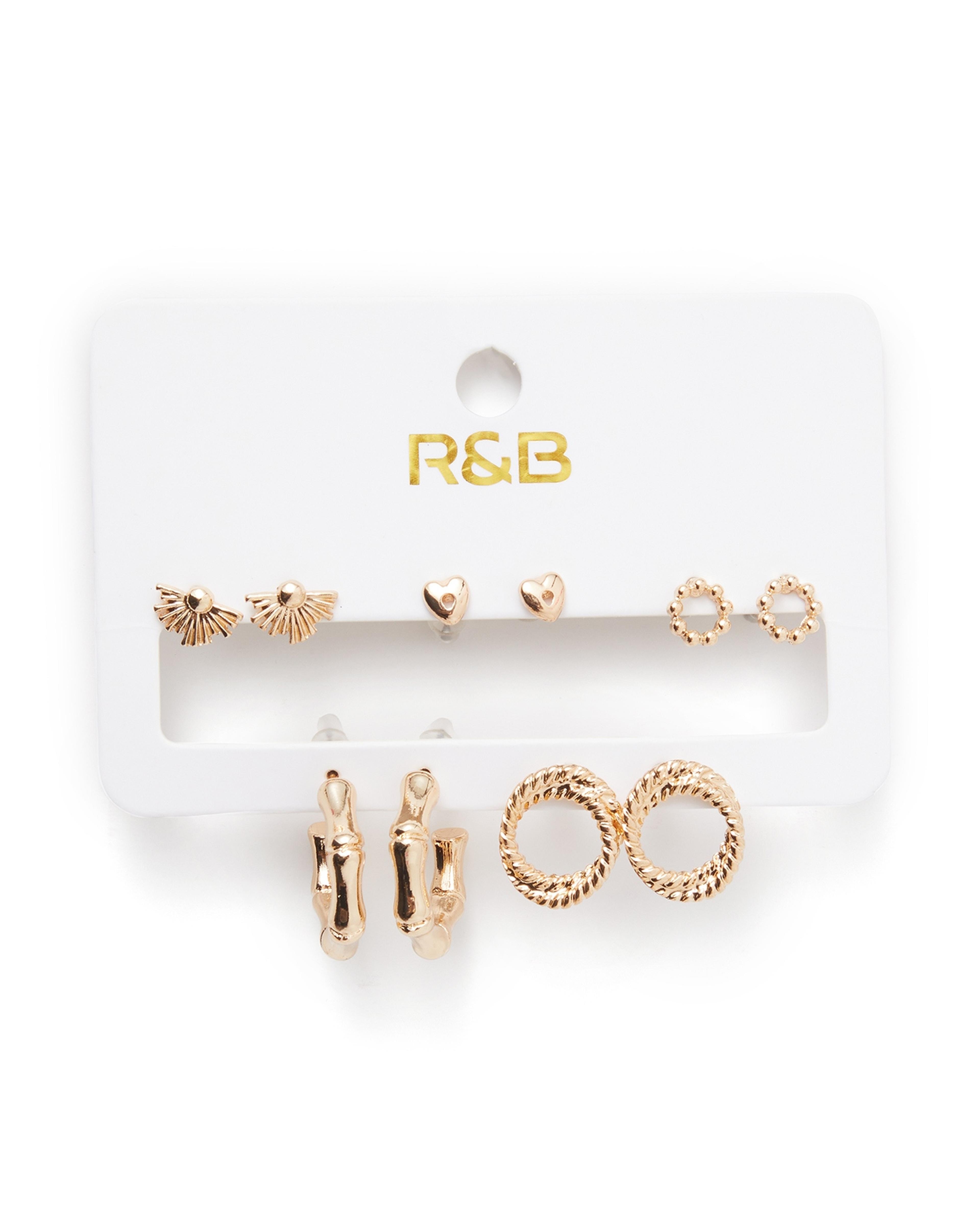 أقراط أذن متعددة 