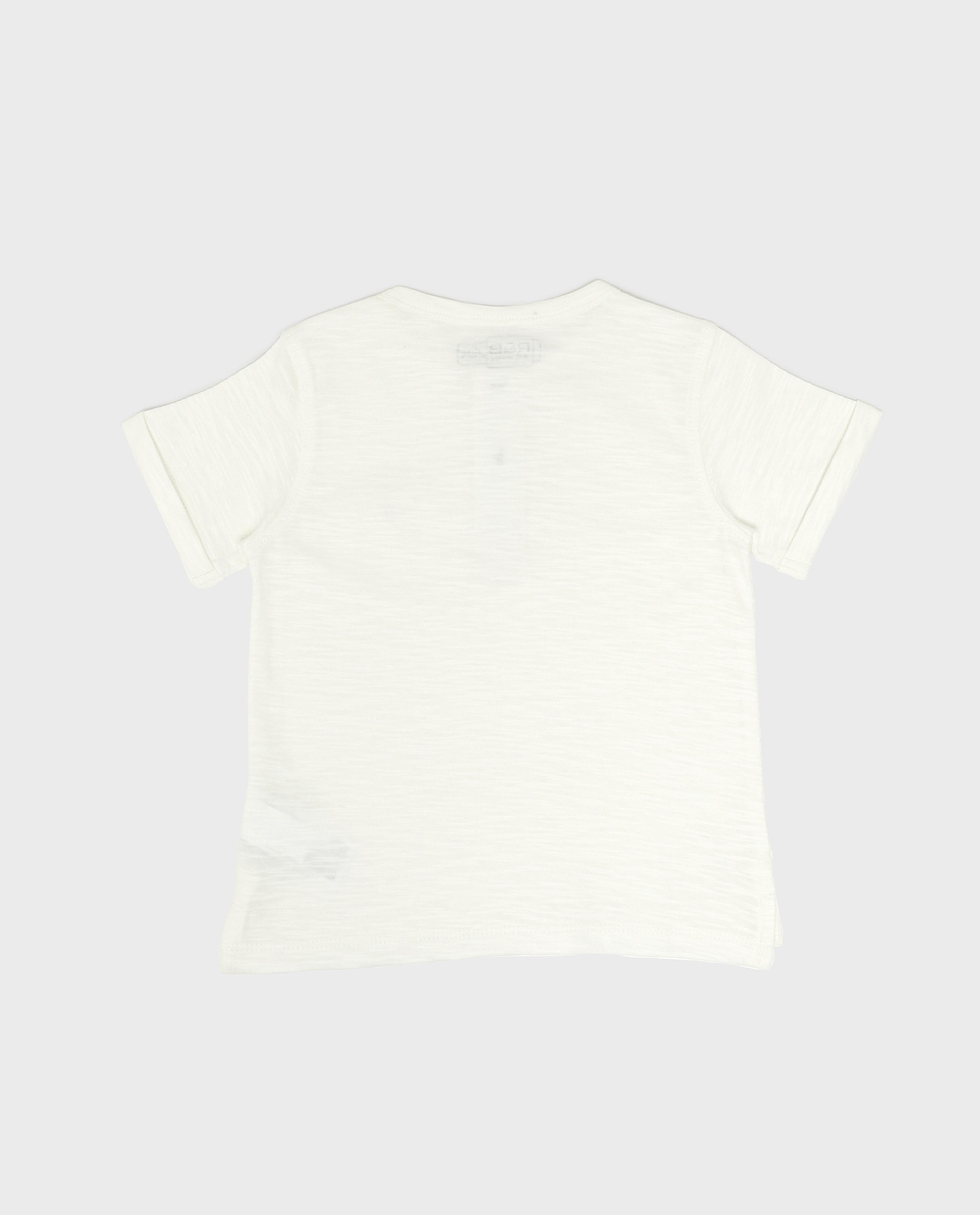 تيشيرت سادة مع ياقة هينلي وأكمام قصيرة 