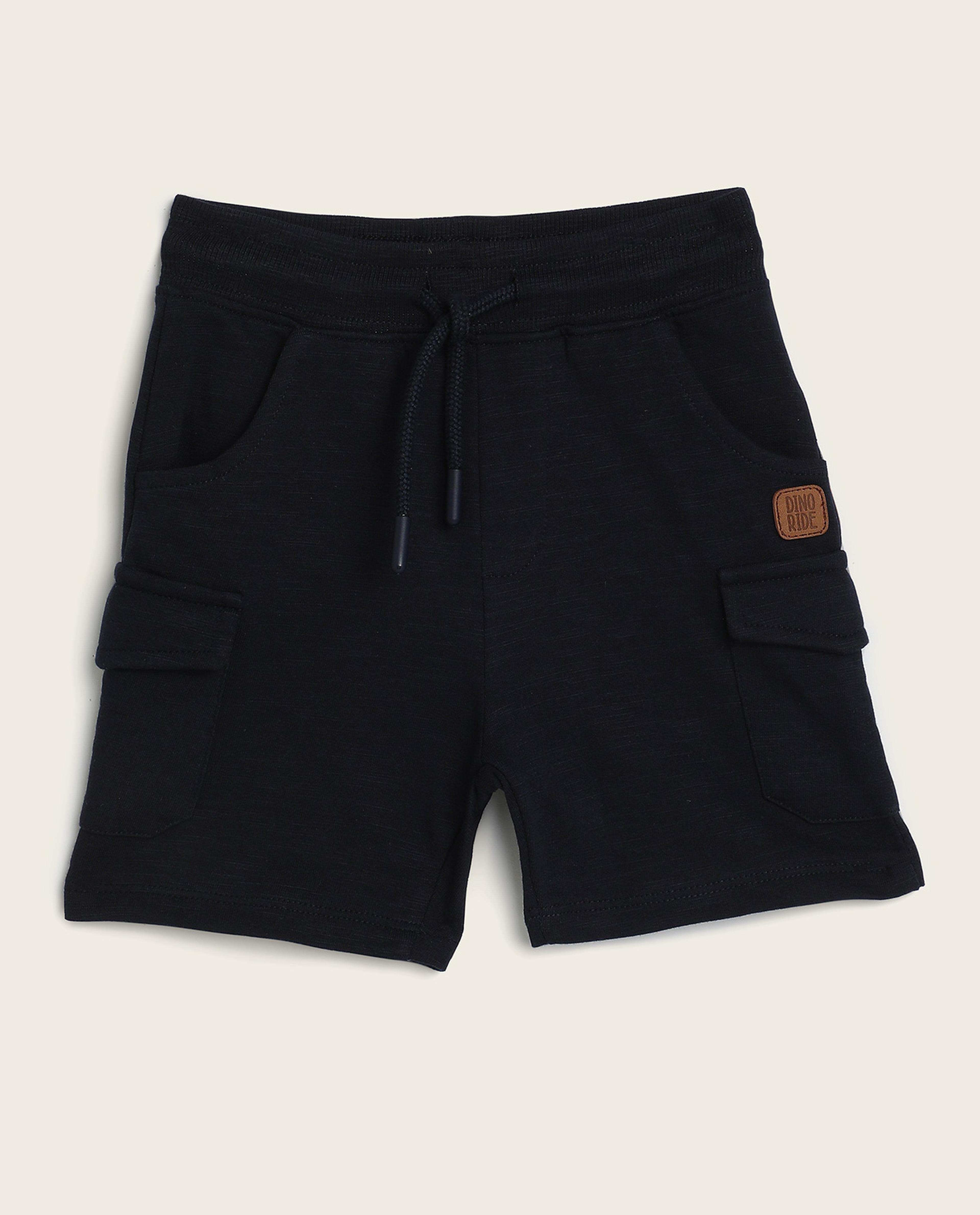 طقم ملابس بطبعة