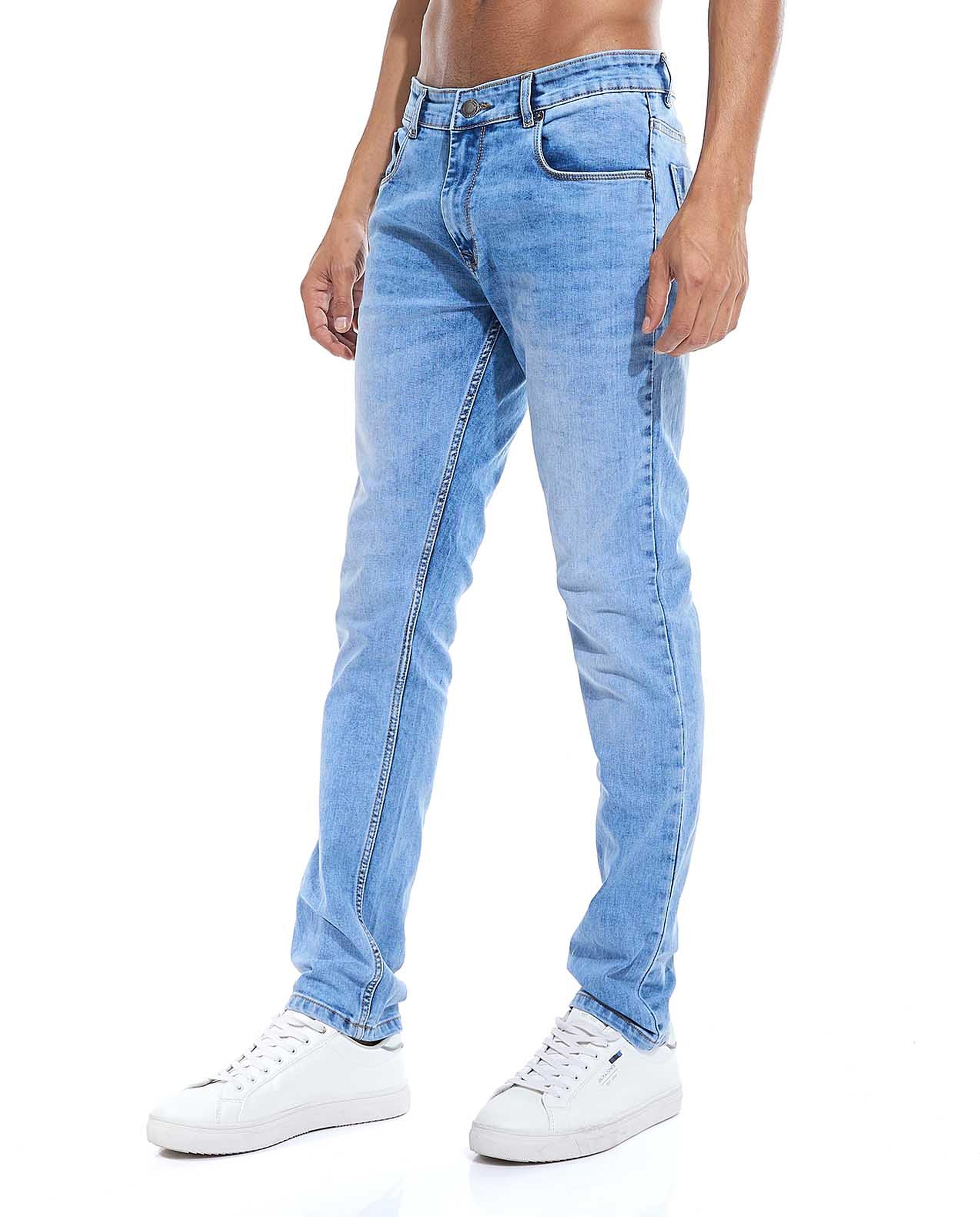 بنطال جينز مع أزرار