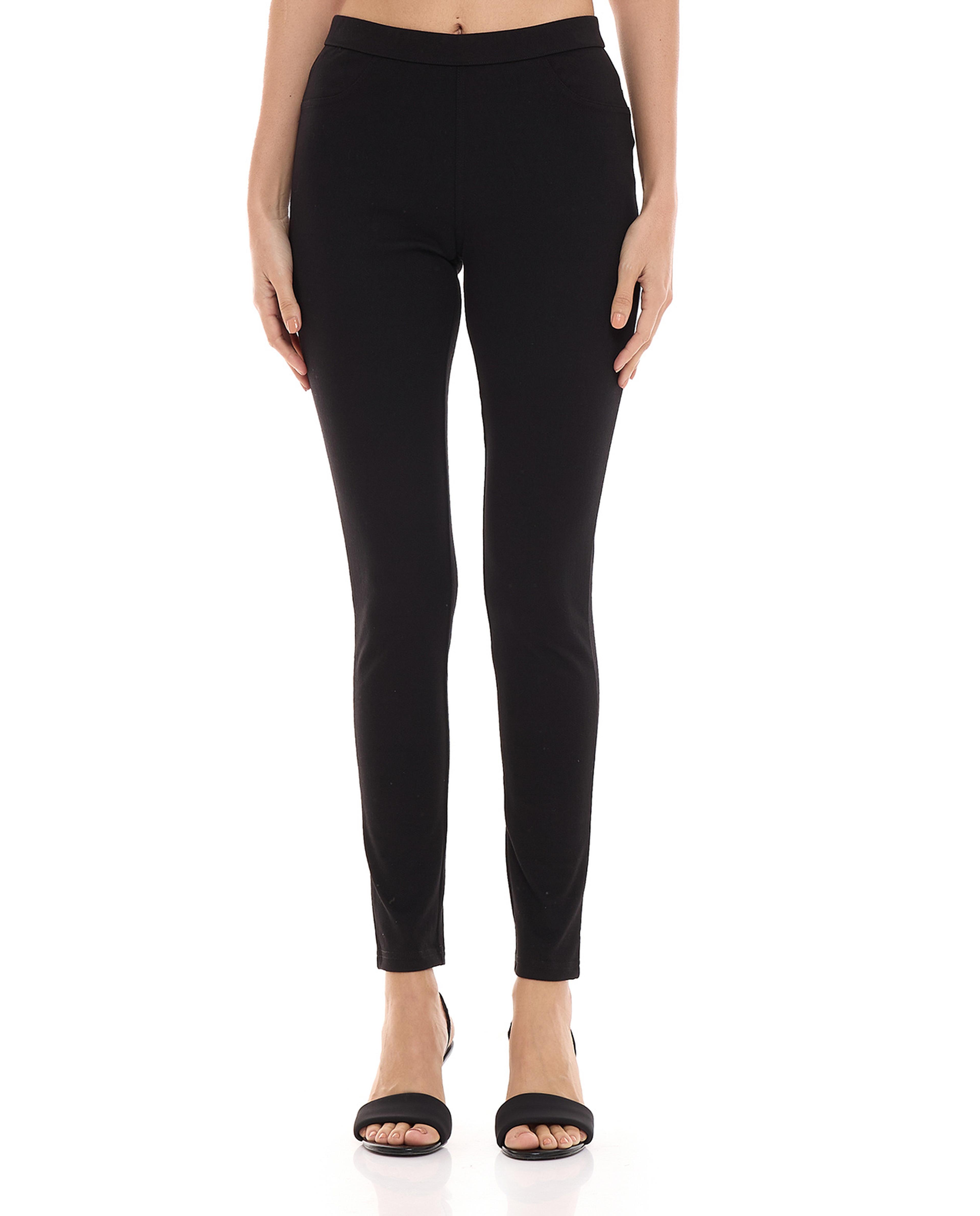 بنطال ضيق بقصة ضيقة 