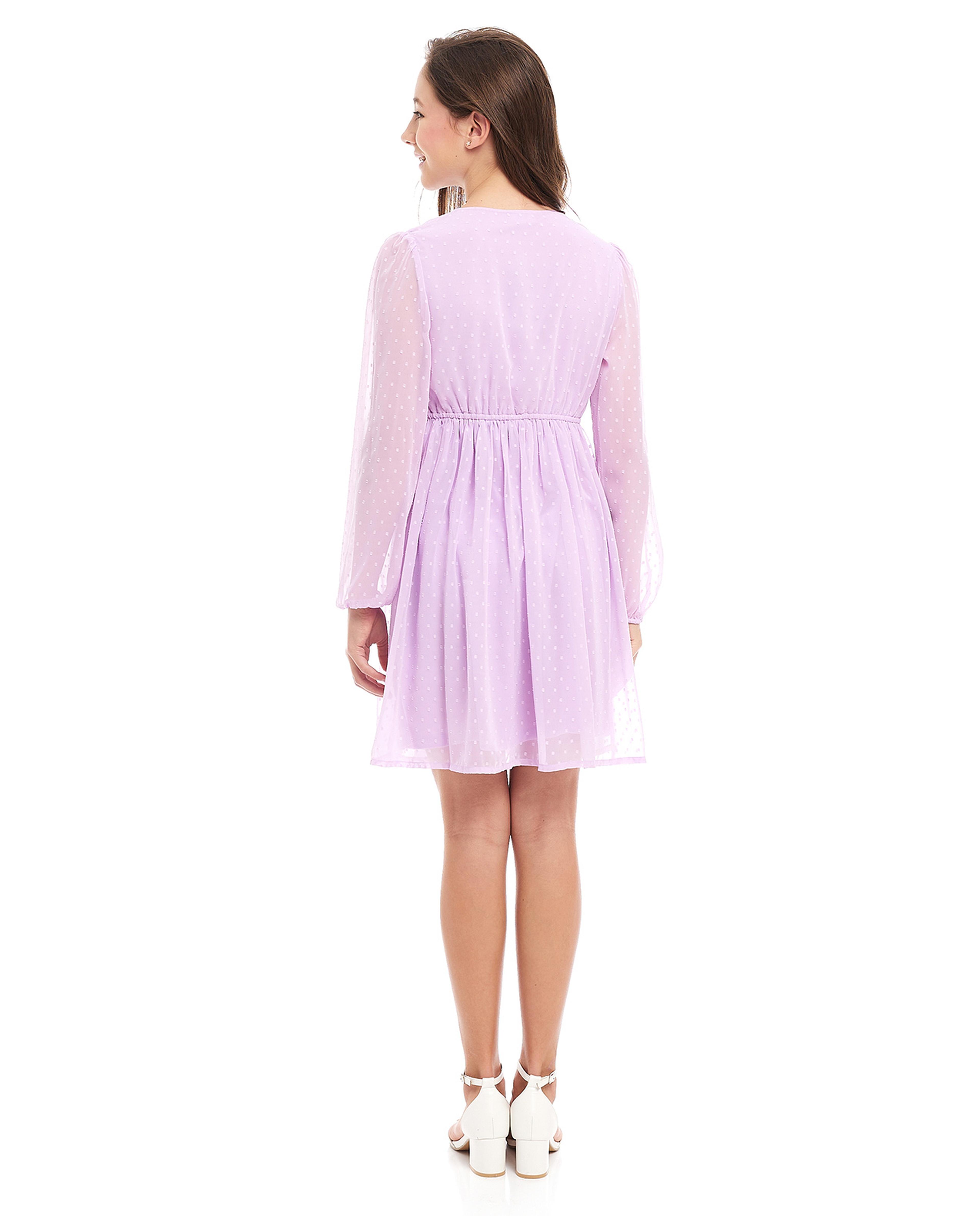 فستان مطرز بأكمام طويلة ورقبة مستديرة