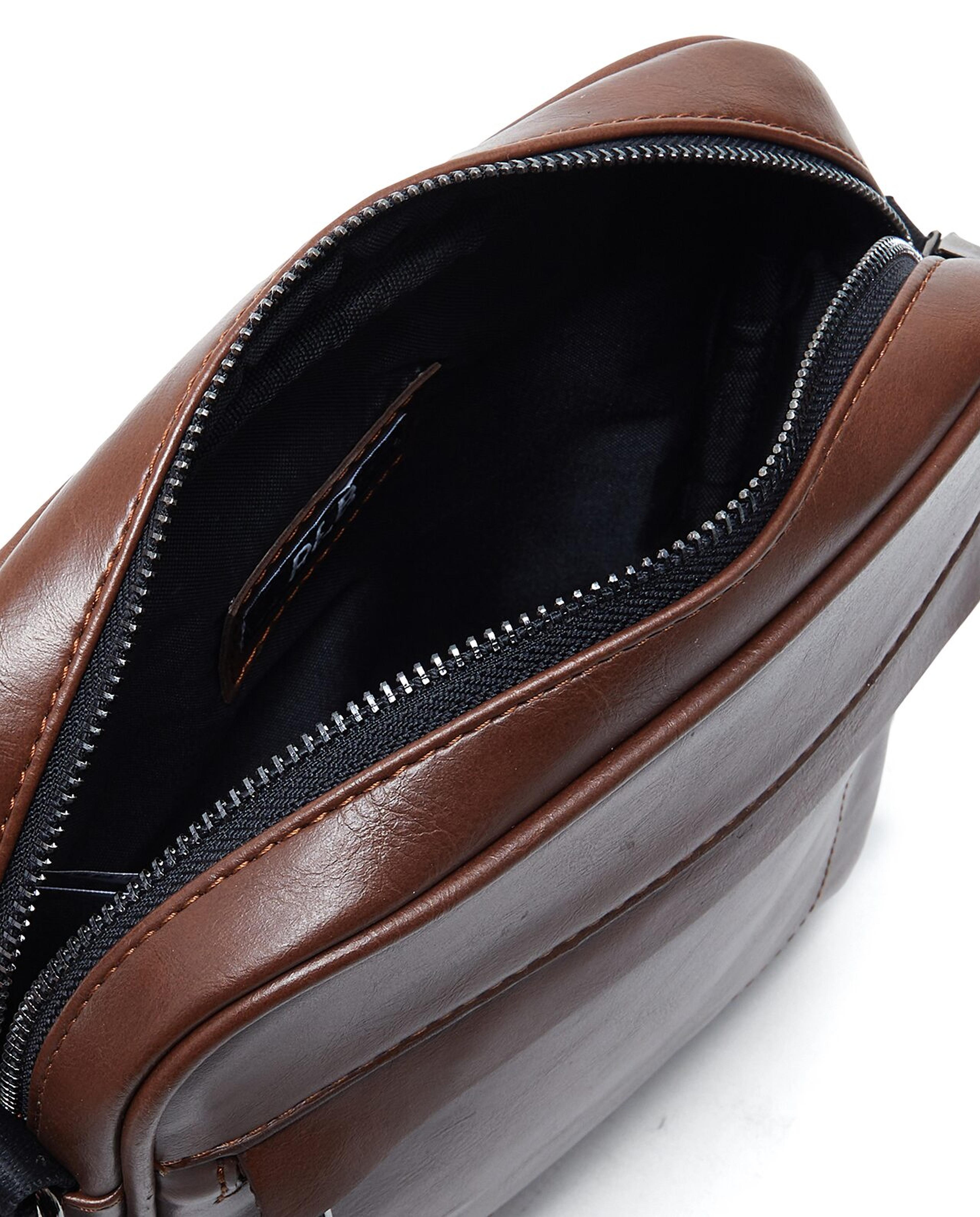 شنطة ريبورتر بنقشة بارزة 