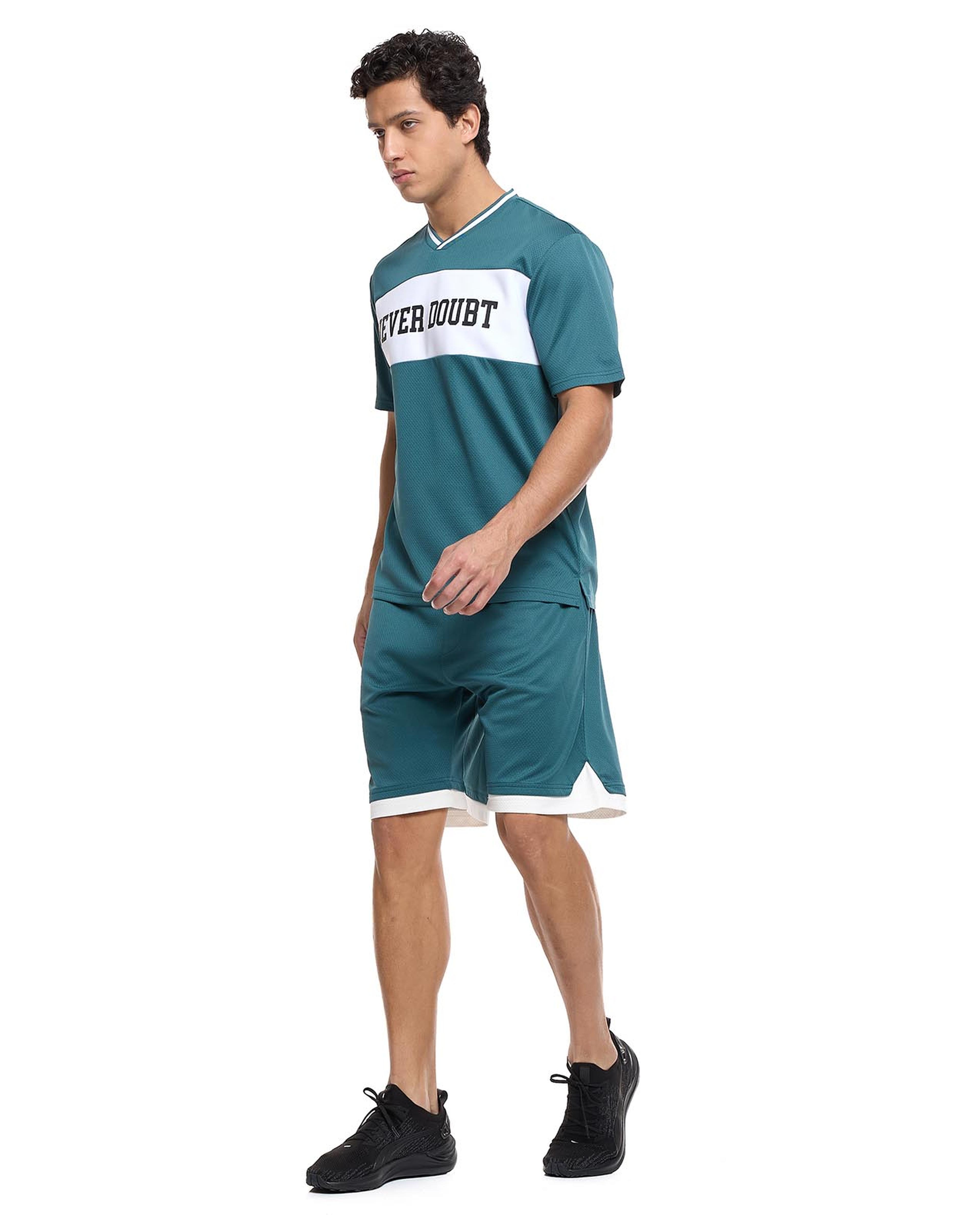 شورت رياضي متباين الألوان 