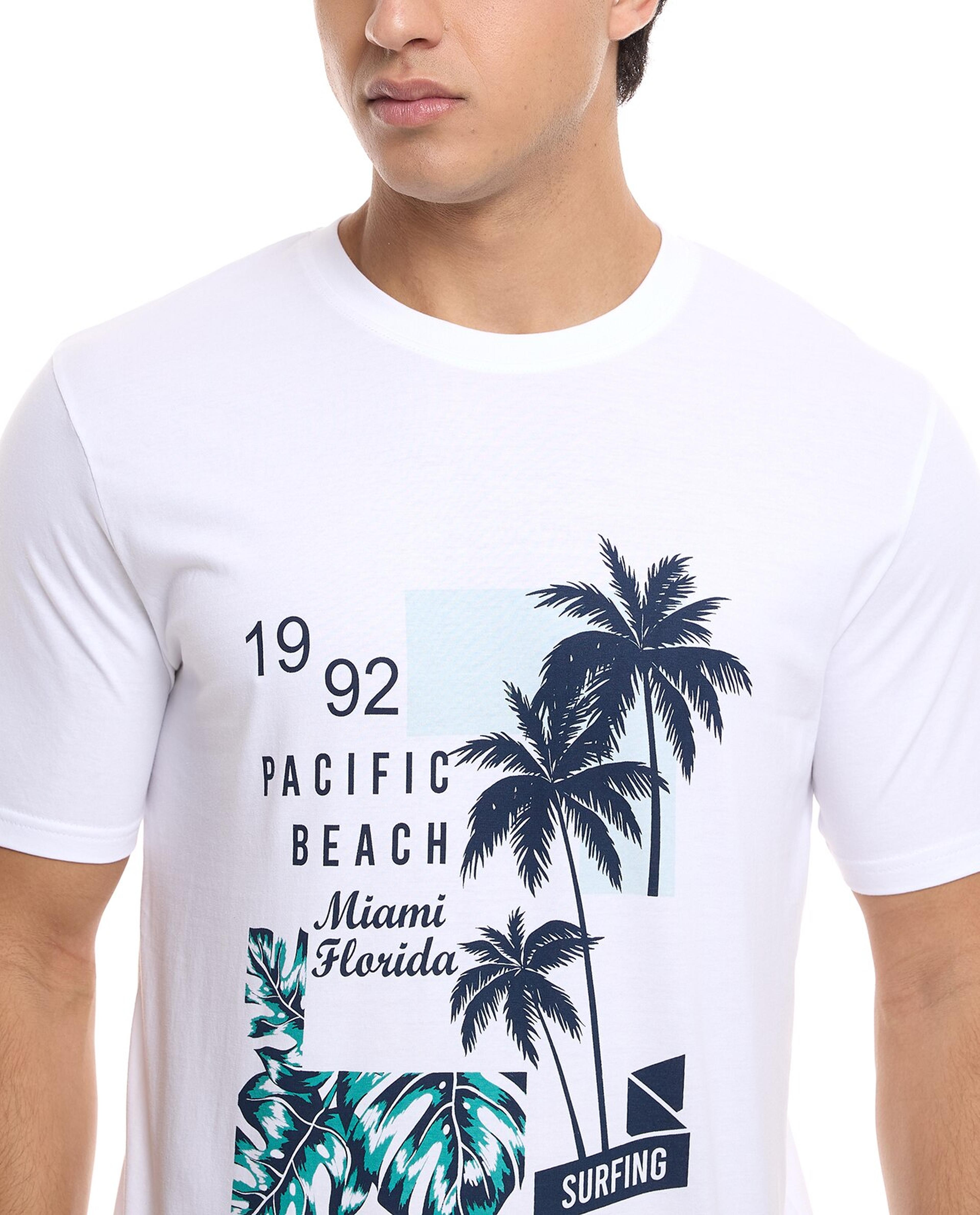 تيشيرت كم قصير بطبعة 