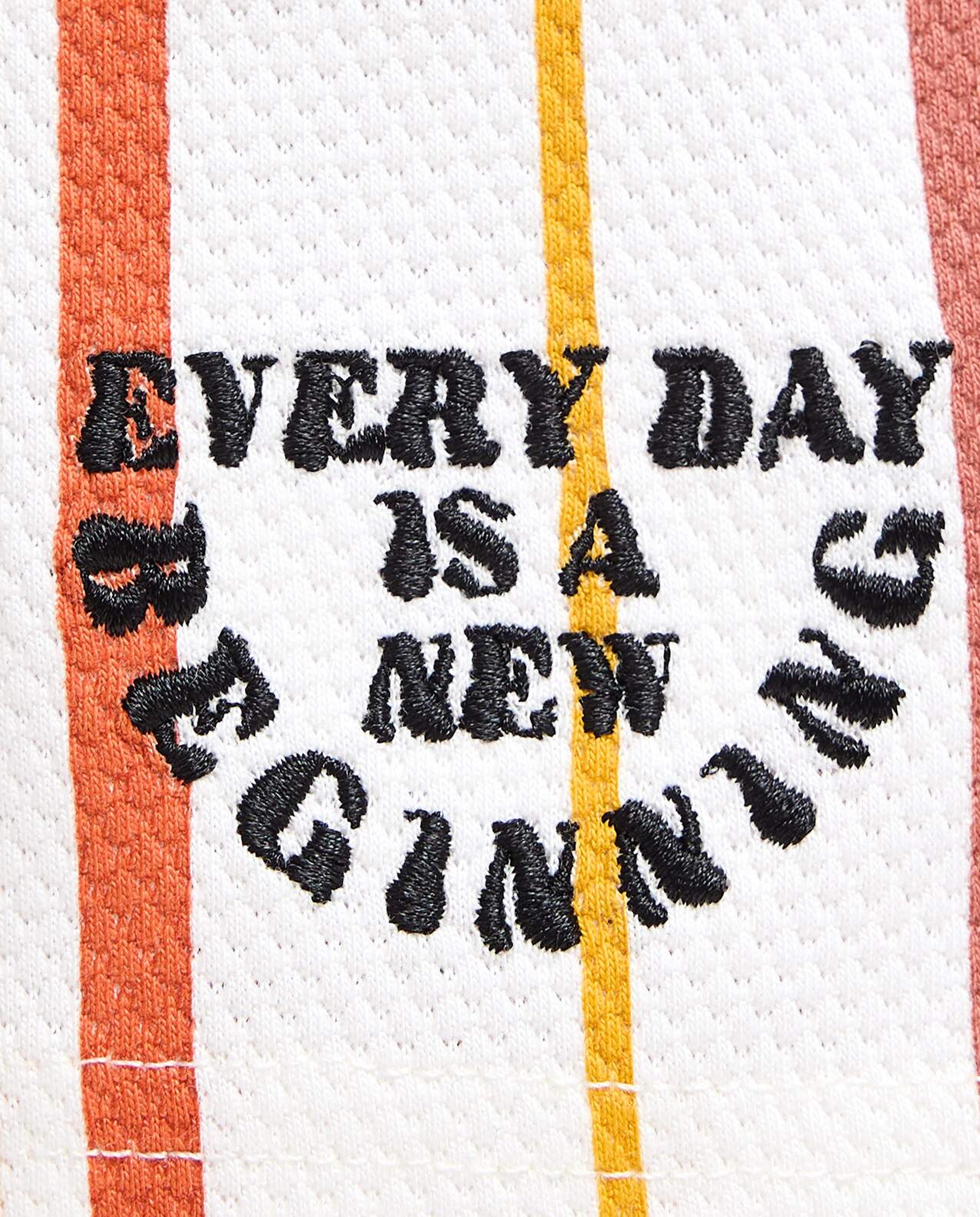 شورت مخطط بربطة خصر