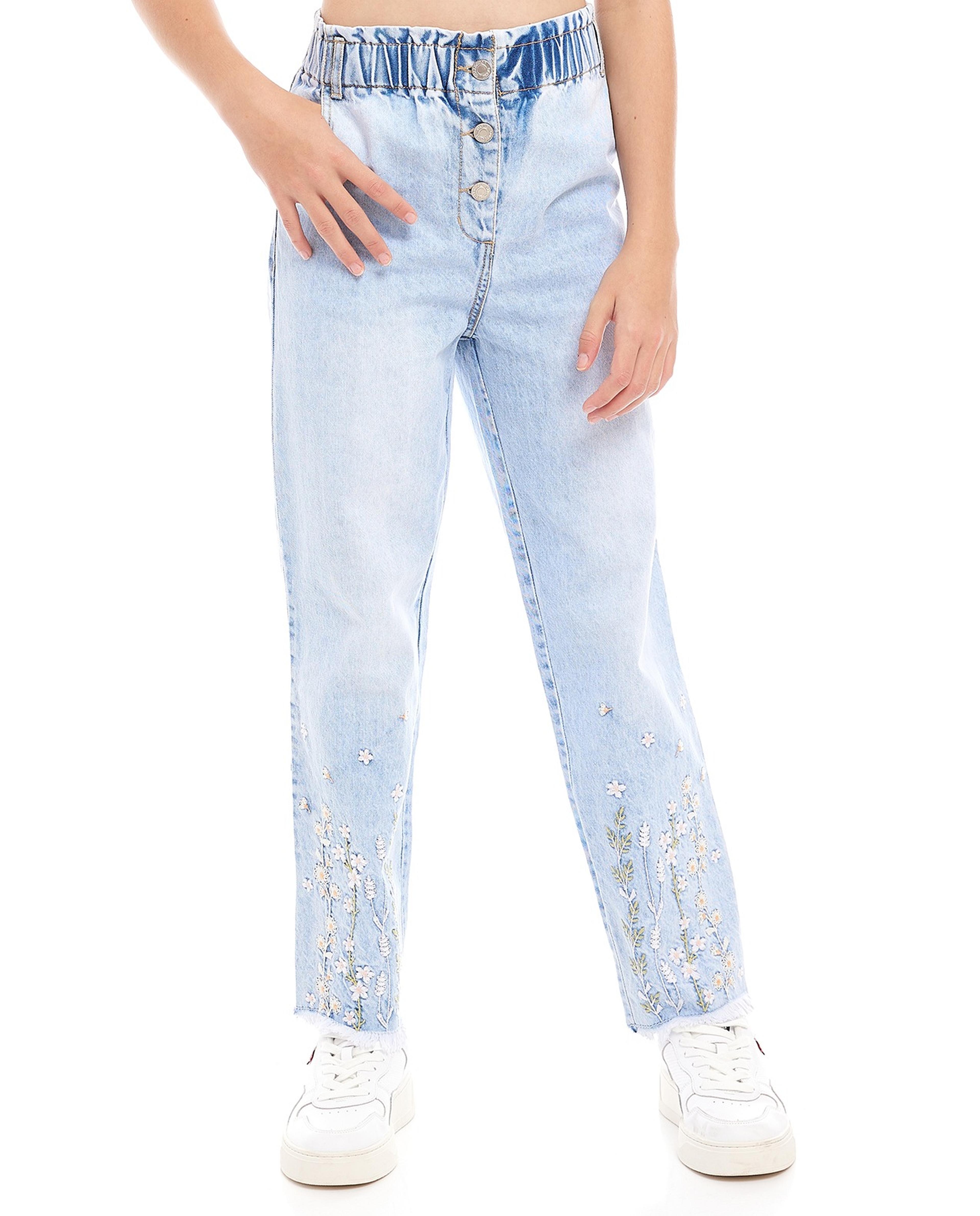 جينز مطرز بقصة مستقيمة وزر