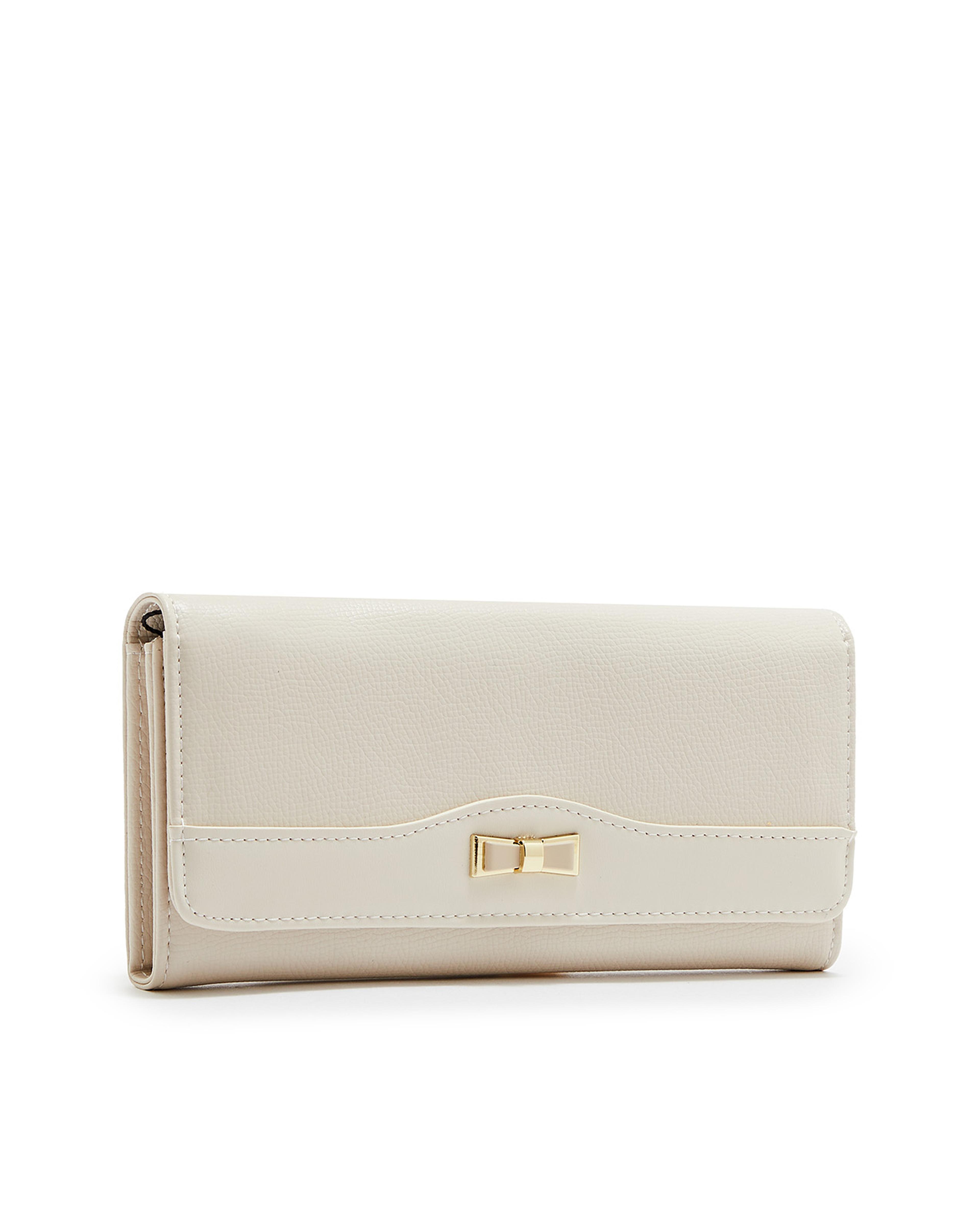 حقيبة مستحضرات تجميل بنقشة بارزة