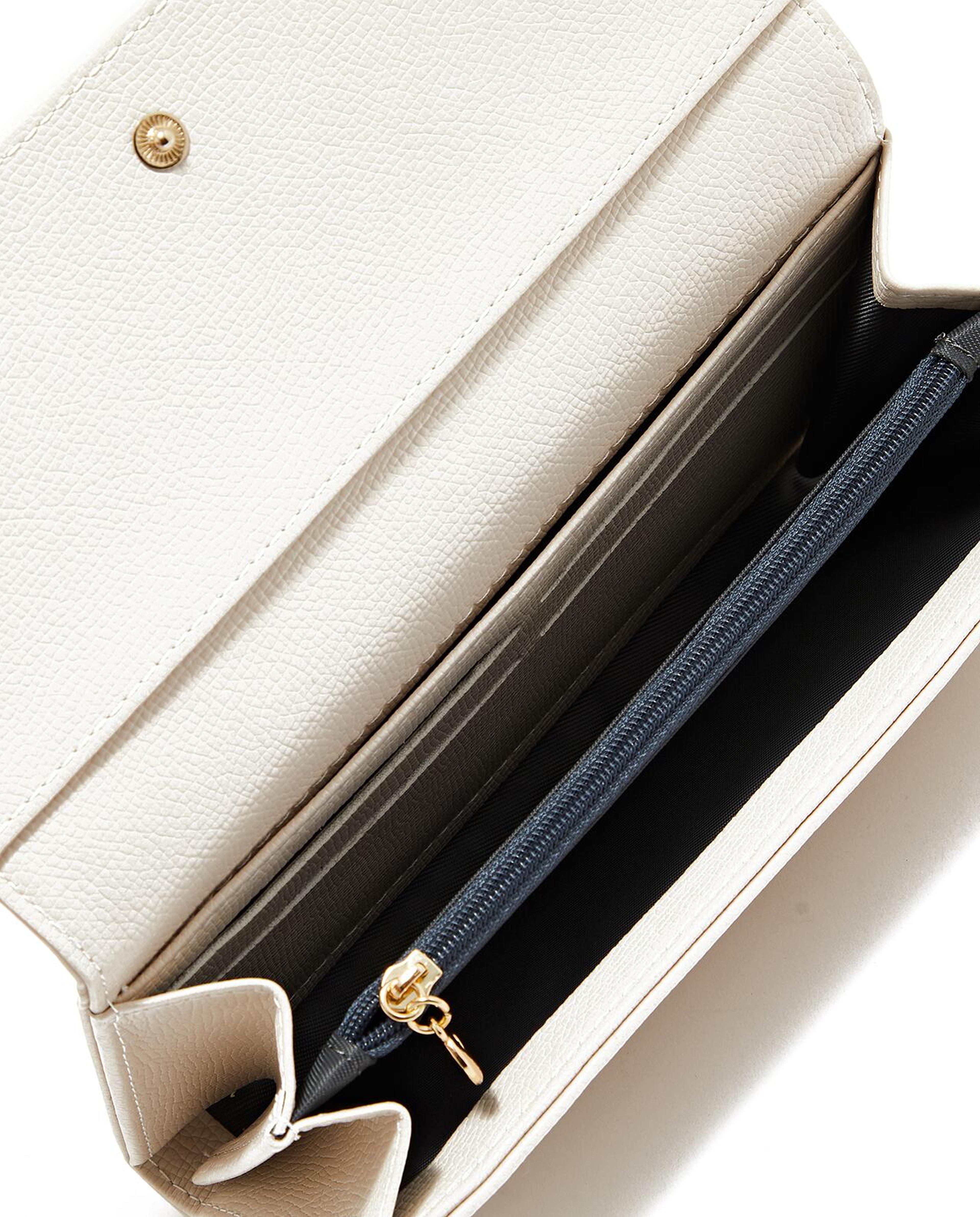 حقيبة مستحضرات تجميل بنقشة بارزة