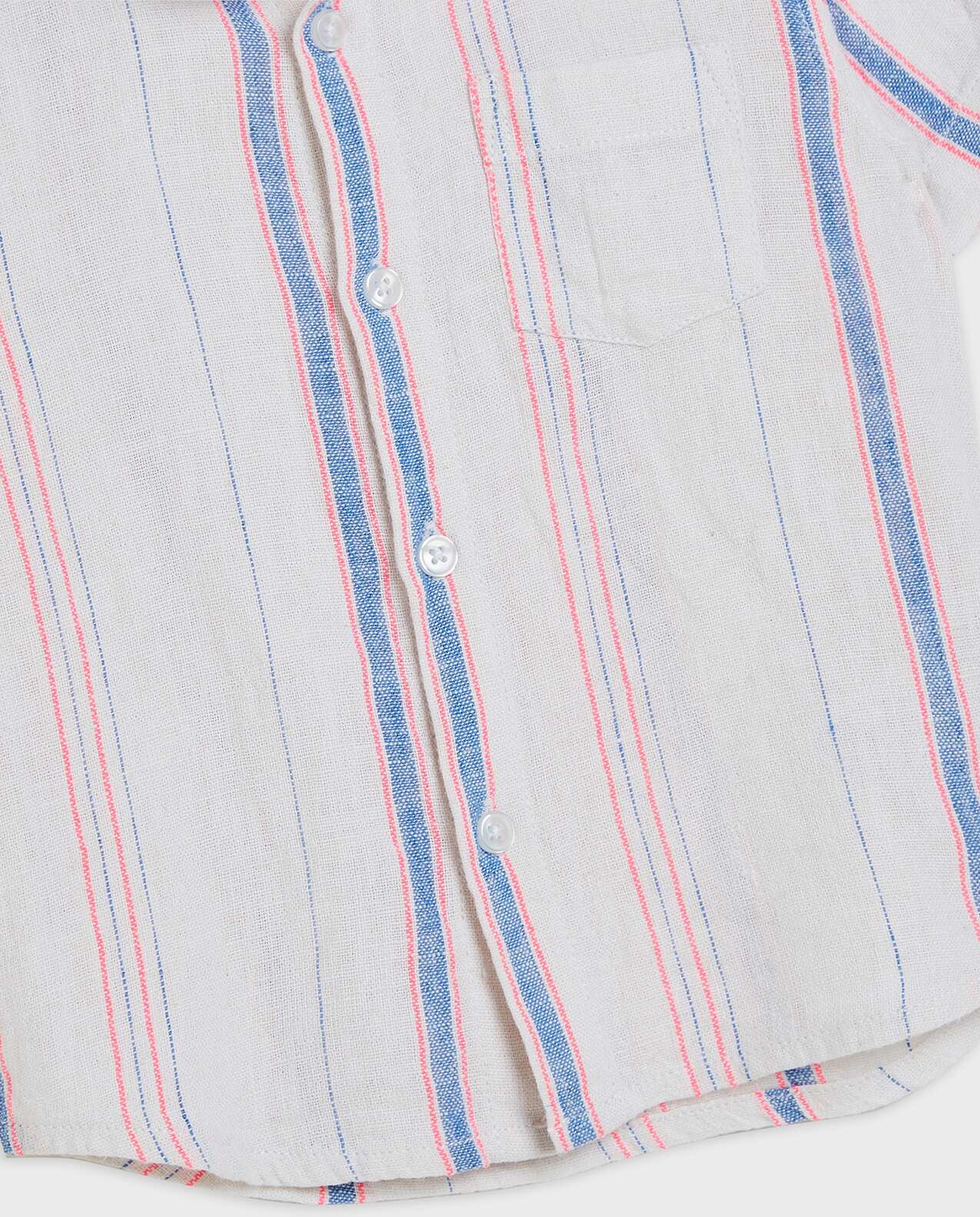 قميص مخطط بياقة كلاسيكية