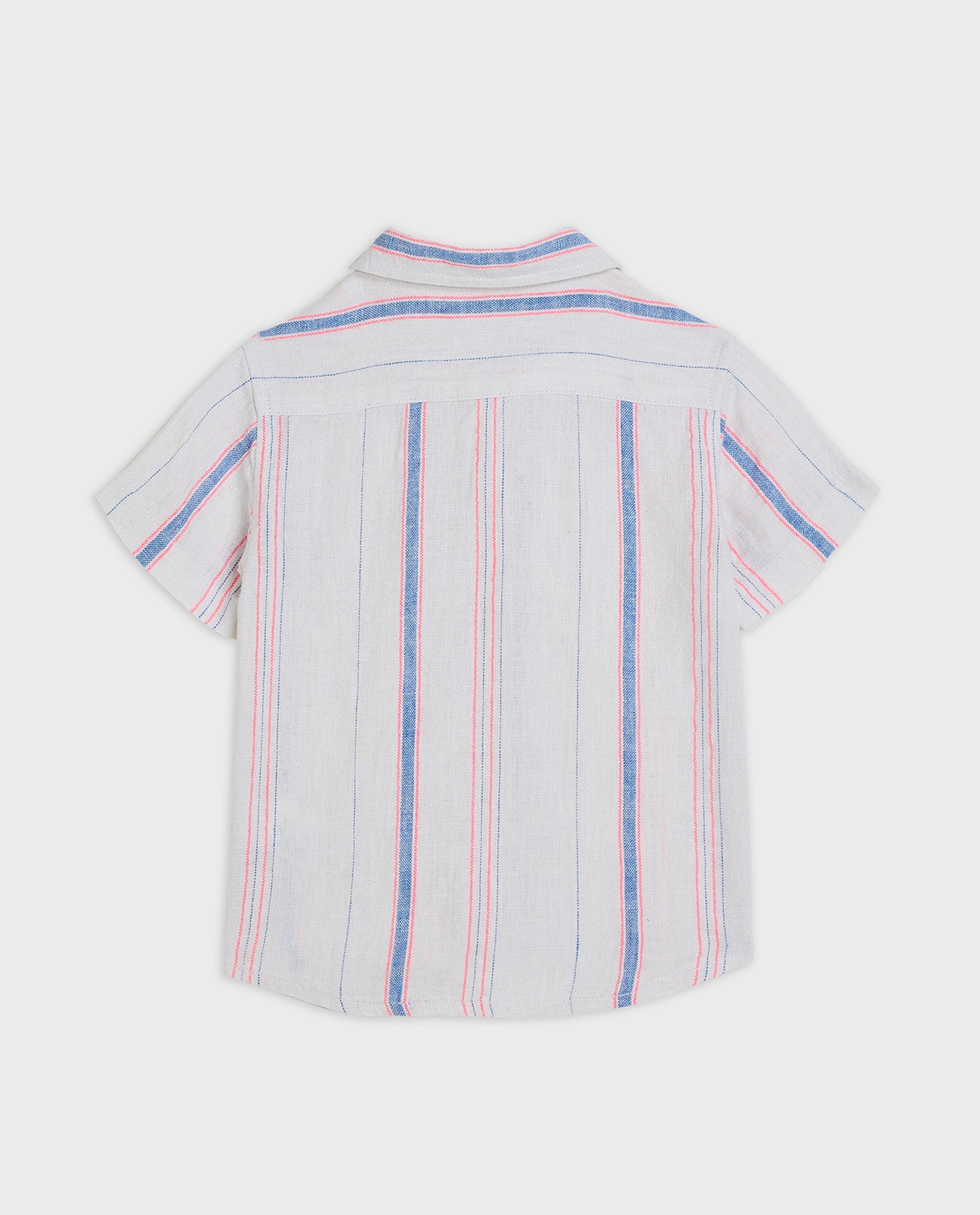 قميص مخطط بياقة كلاسيكية