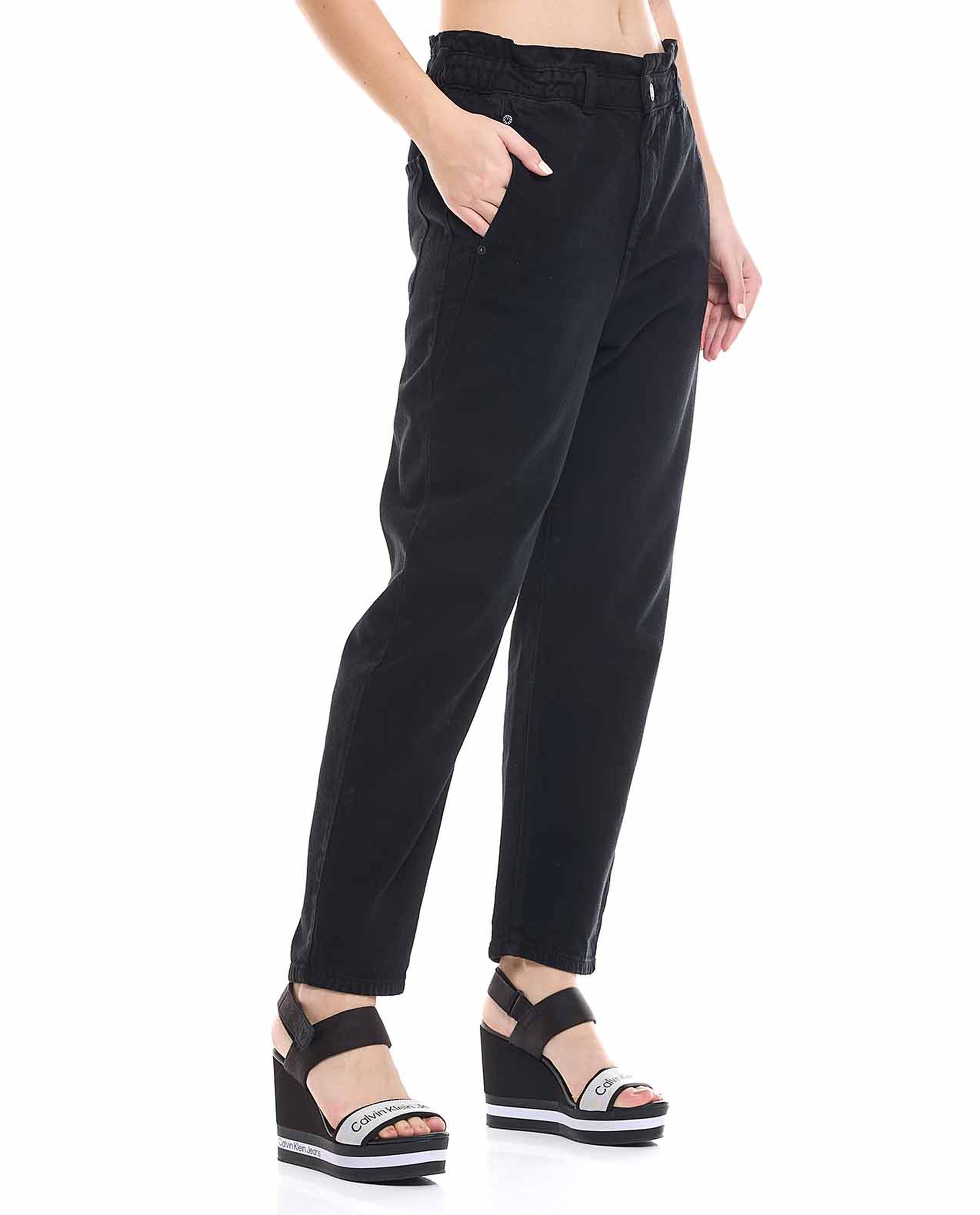 Solid Slouchy Jeans with Button Closure