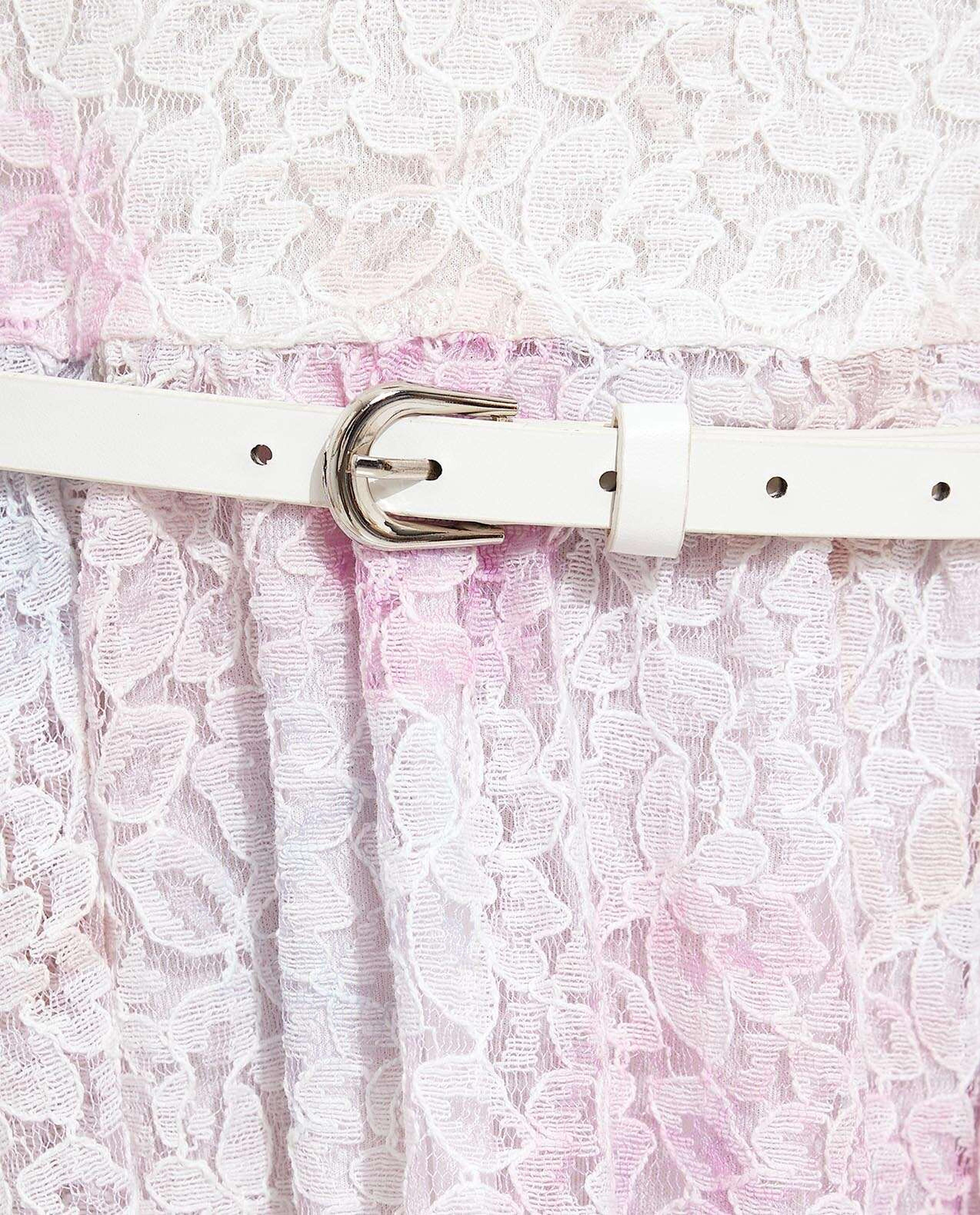 فستان فلير بياقة مستديرة وأكمام قصيرة