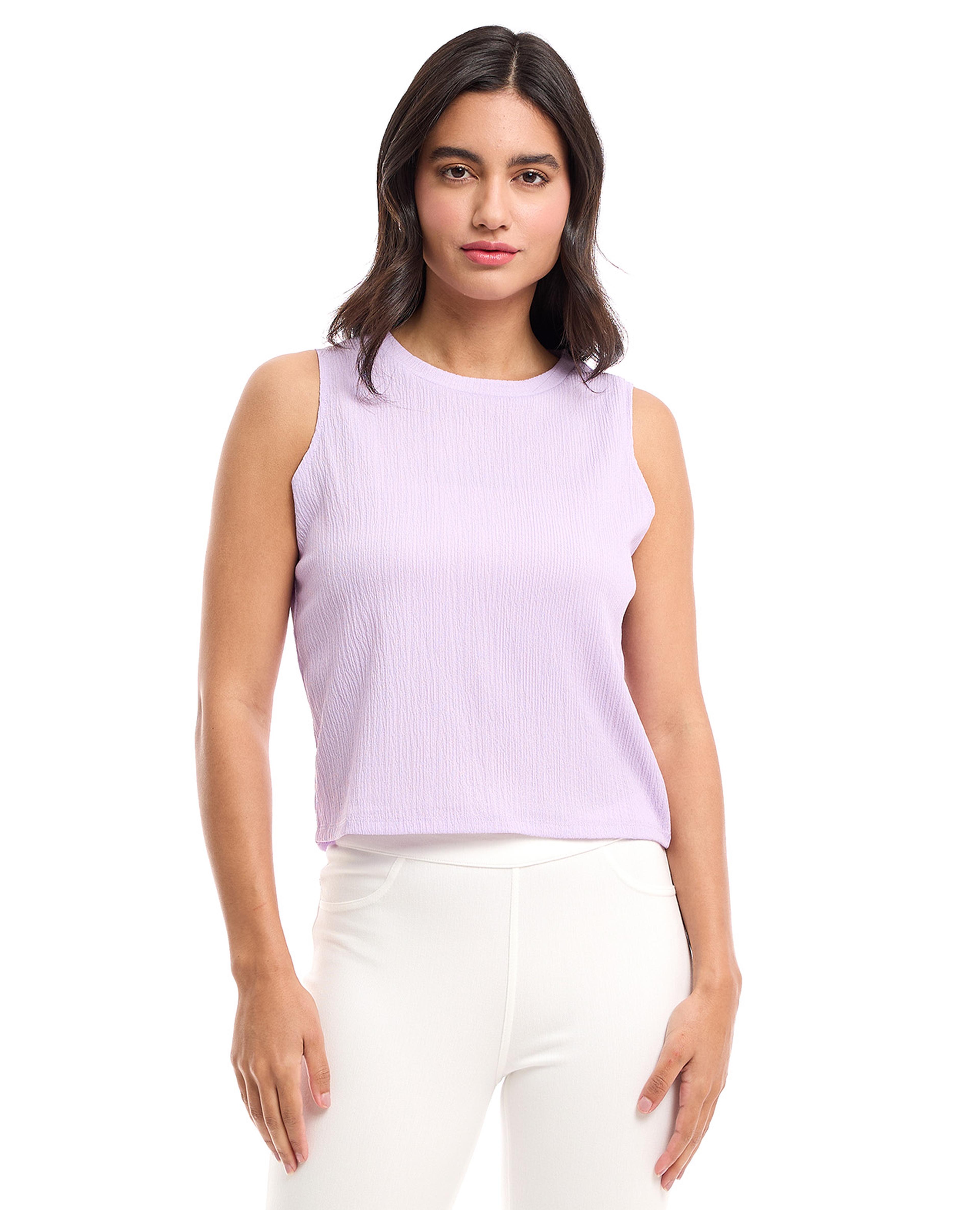 توب بياقة مستديرة وبدون أكمام